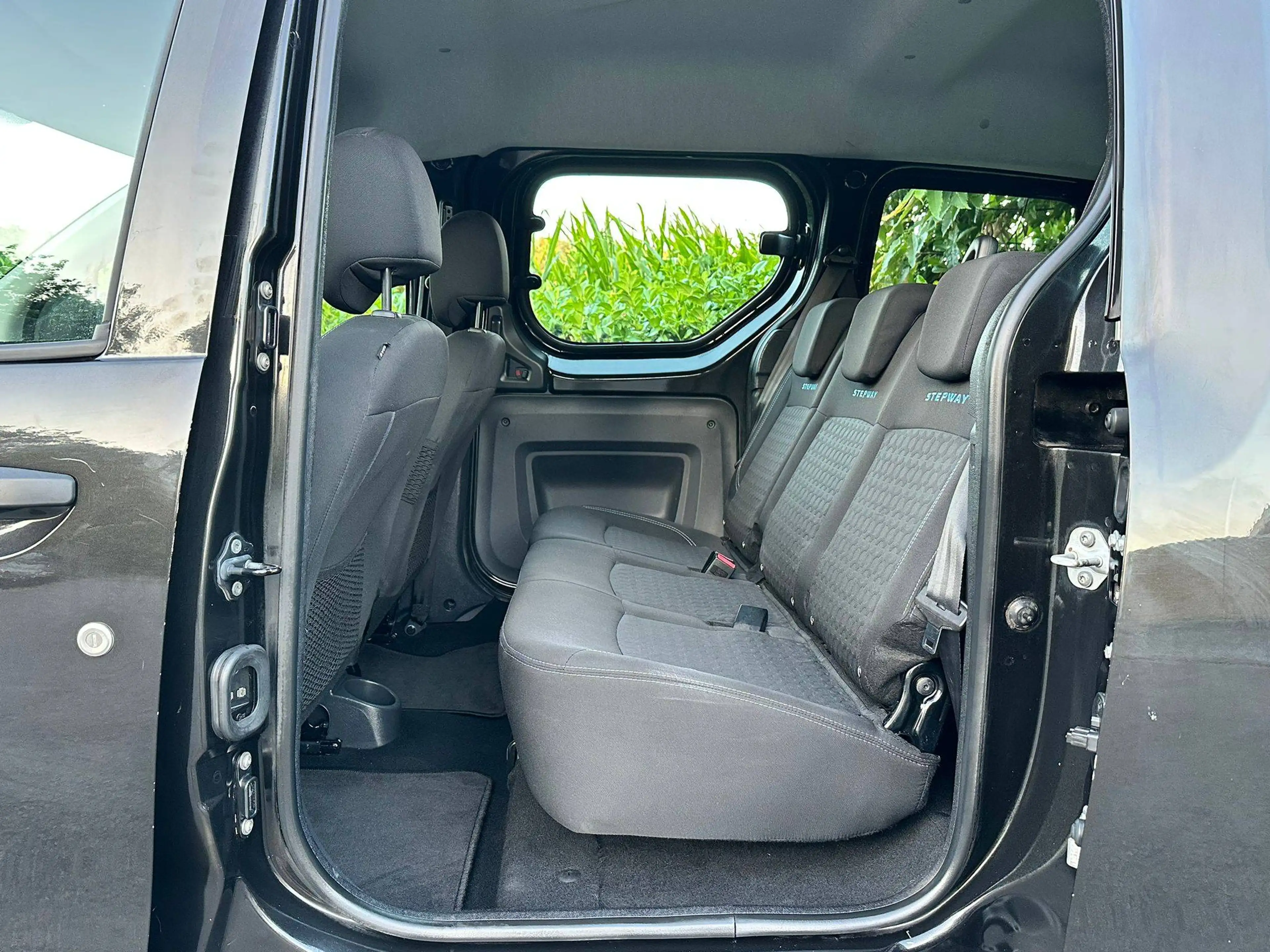 Dacia Dokker Dokker Stepway 1.2 TCe Stepway — photo 11