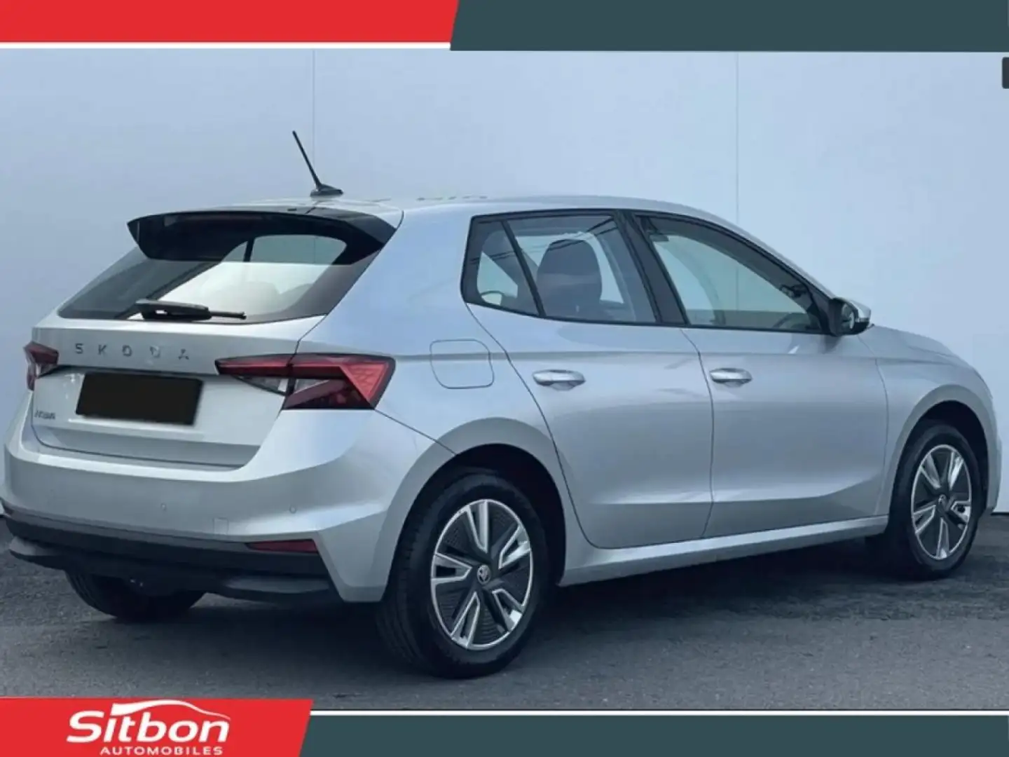 Skoda Fabia 1.0 TSI 110 CV Gris - 2