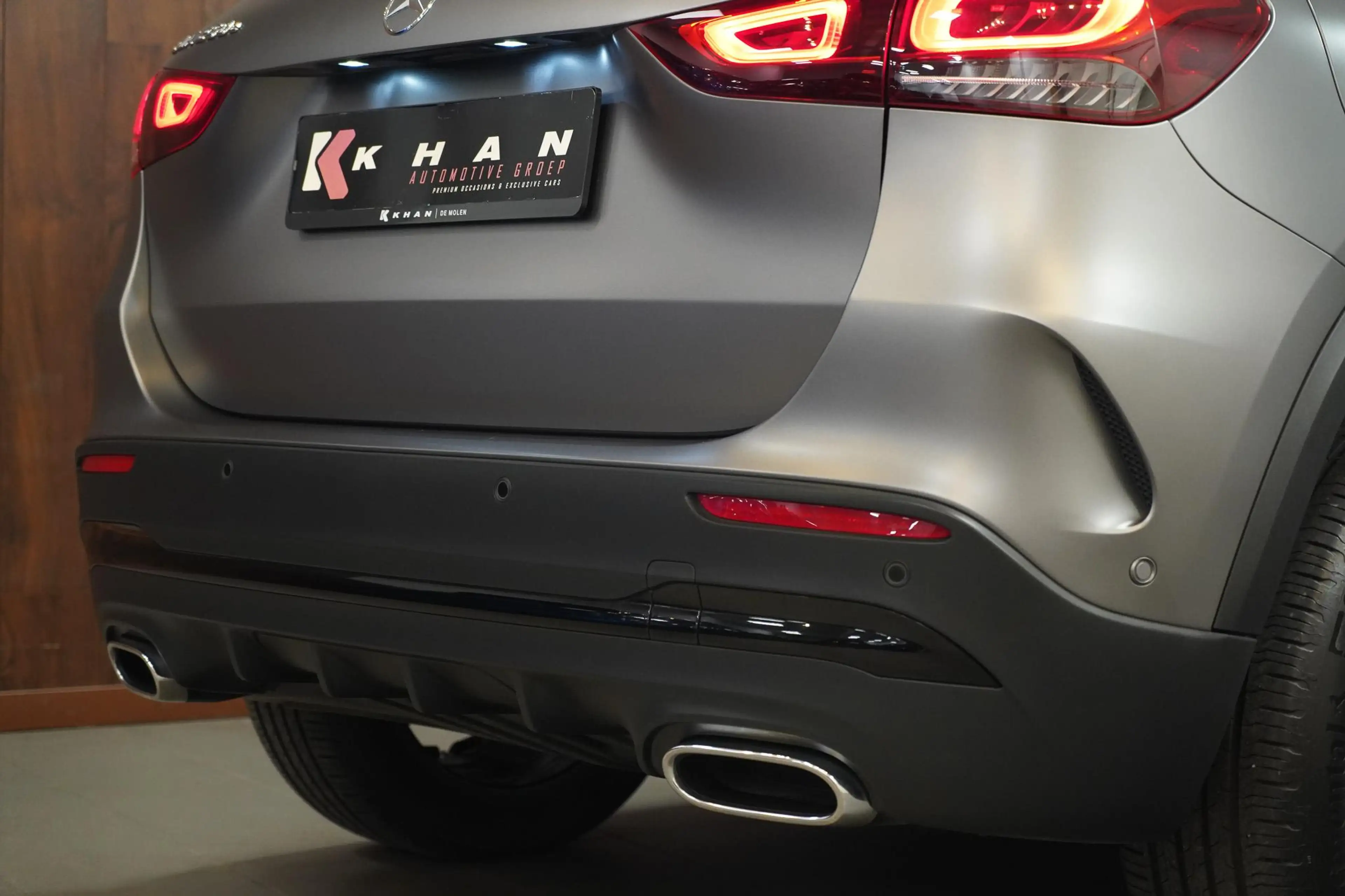 Mercedes-Benz GLA 250 e AMG Line — photo 35