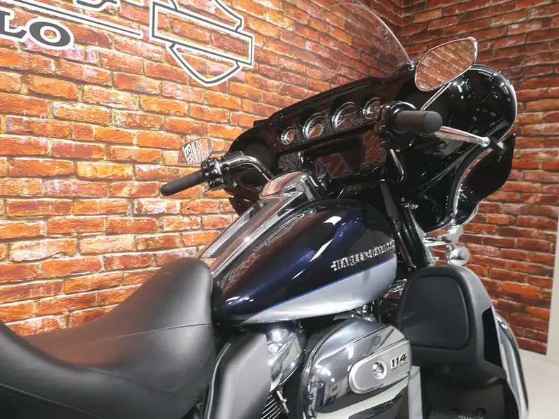 Harley-Davidson FLHTK Electra Limited - foto 4