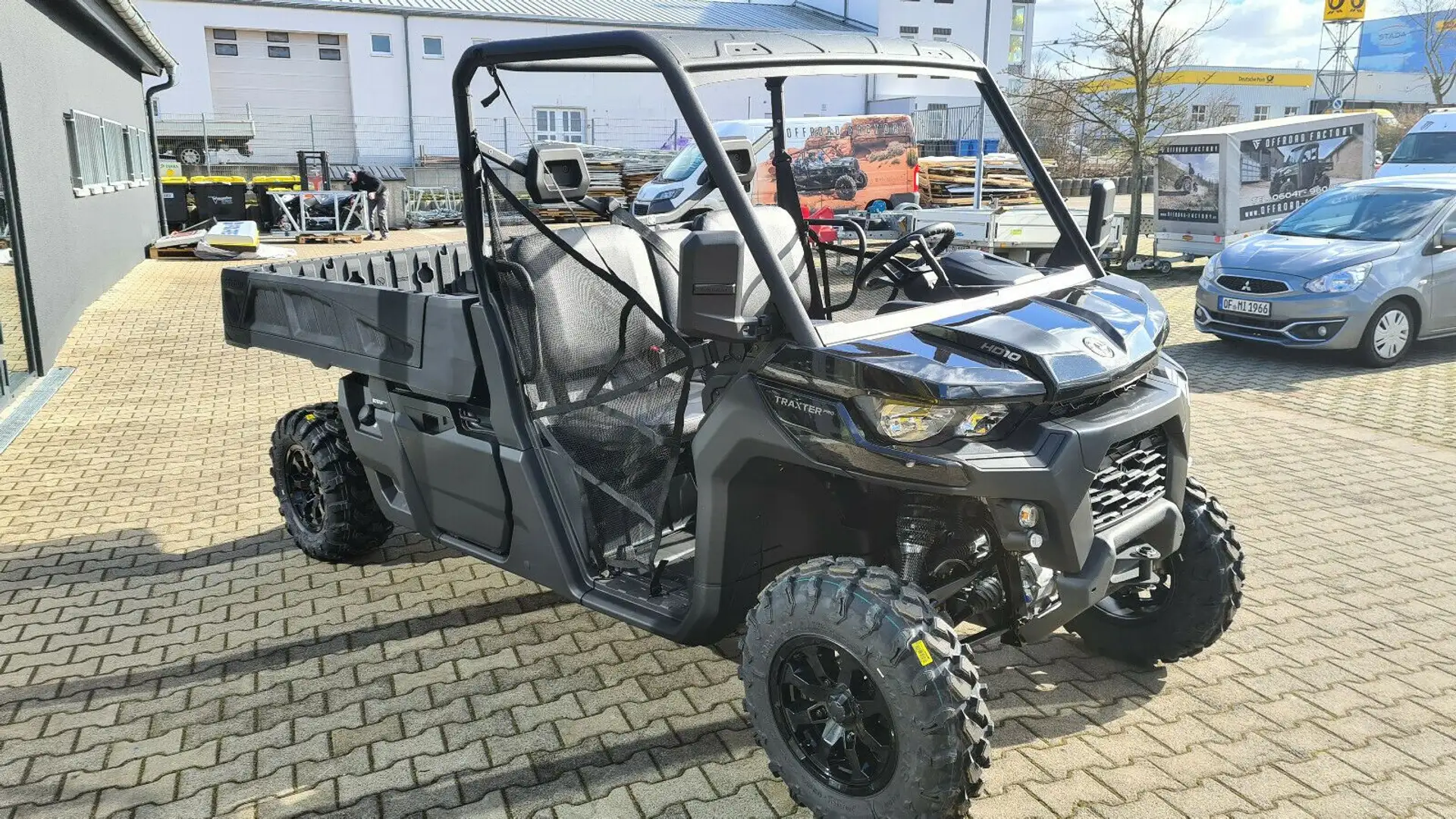 Can-Am Traxter XU HD10 PRO T  - AUF LAGER Negru - 1