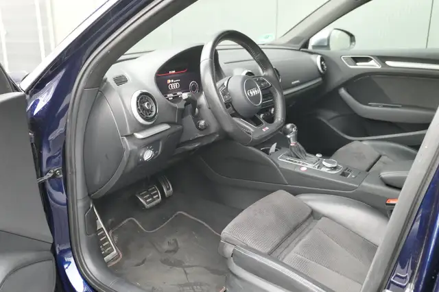 Audi A3 view 3