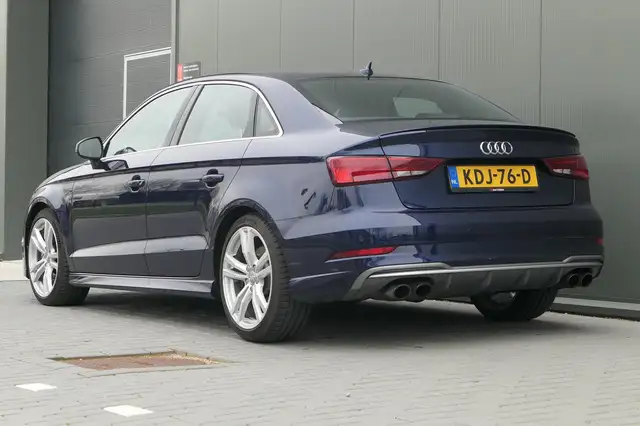 Audi A3 view 4