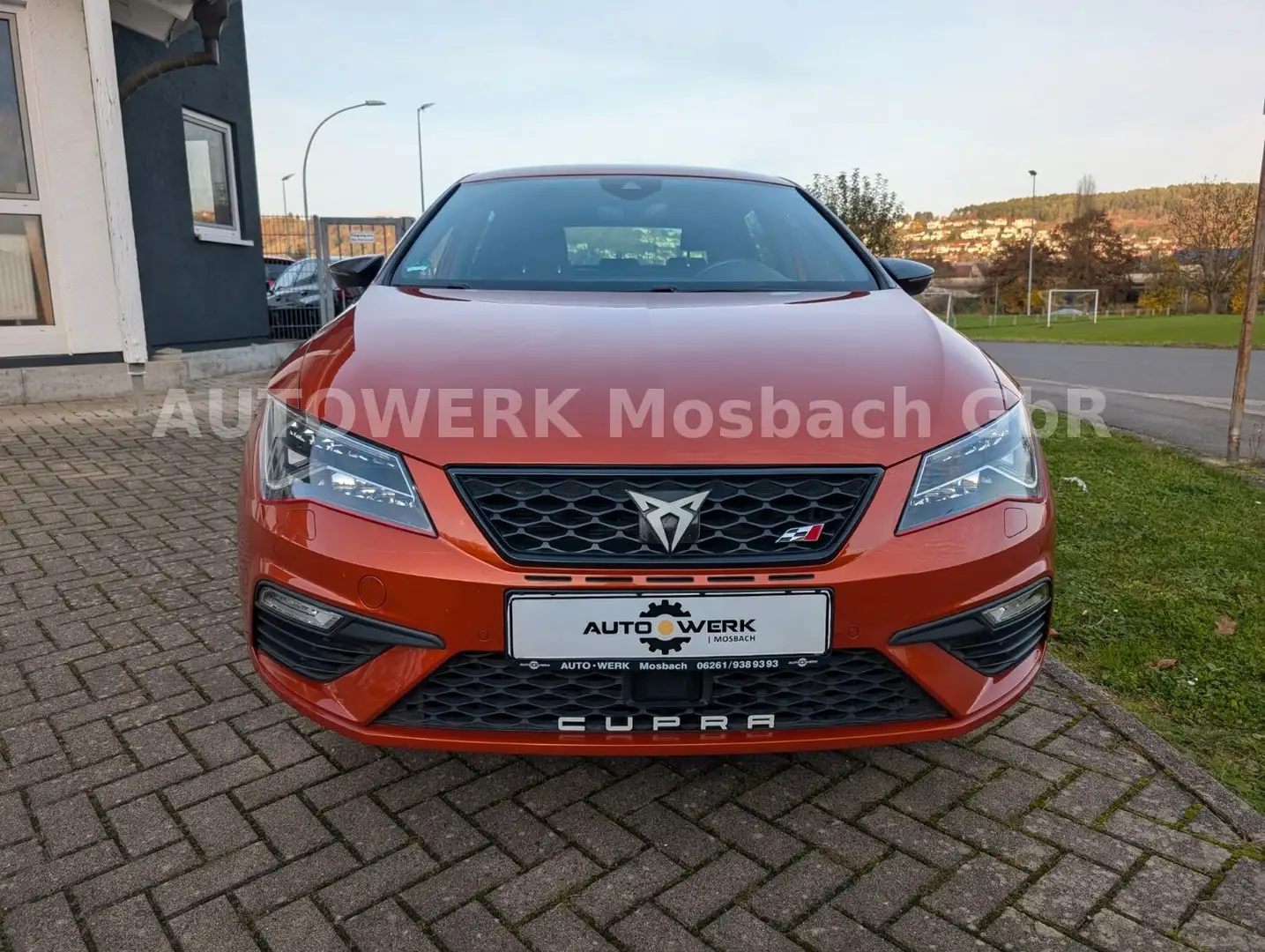 SEAT Leon Cupra 300/Navi/Kamera/KeylessGo/Virtuell Orange - 1