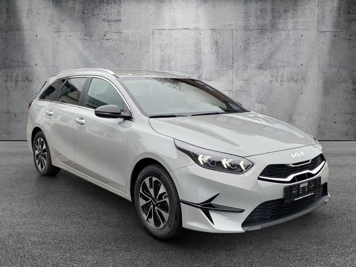 Kia Ceed / cee'd /Auto.Hecklappe/Alu16/R.Cam/JBL/Key less Grijs - 2