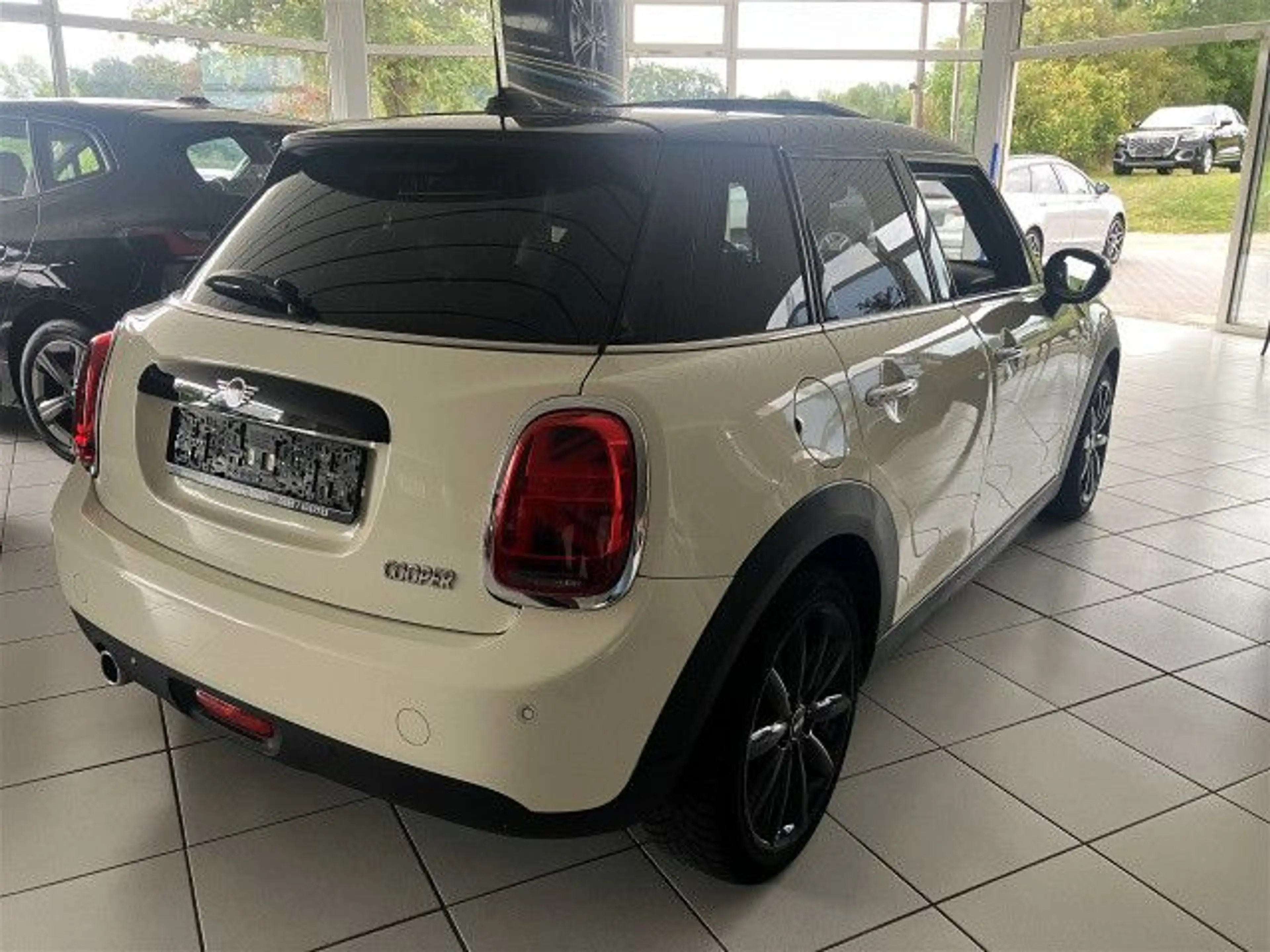 MINI Cooper /Apple/LED/Navi/Garantie/Dachhimmel-Anthr. — photo 4