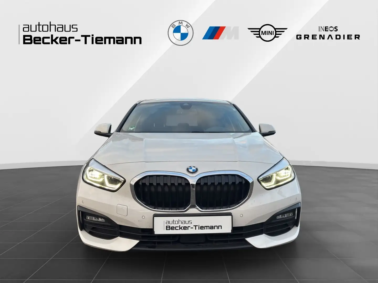 BMW 118 i LED | Kamera | Abstandst. | Navi | LED | Sitzh. Weiß - 2