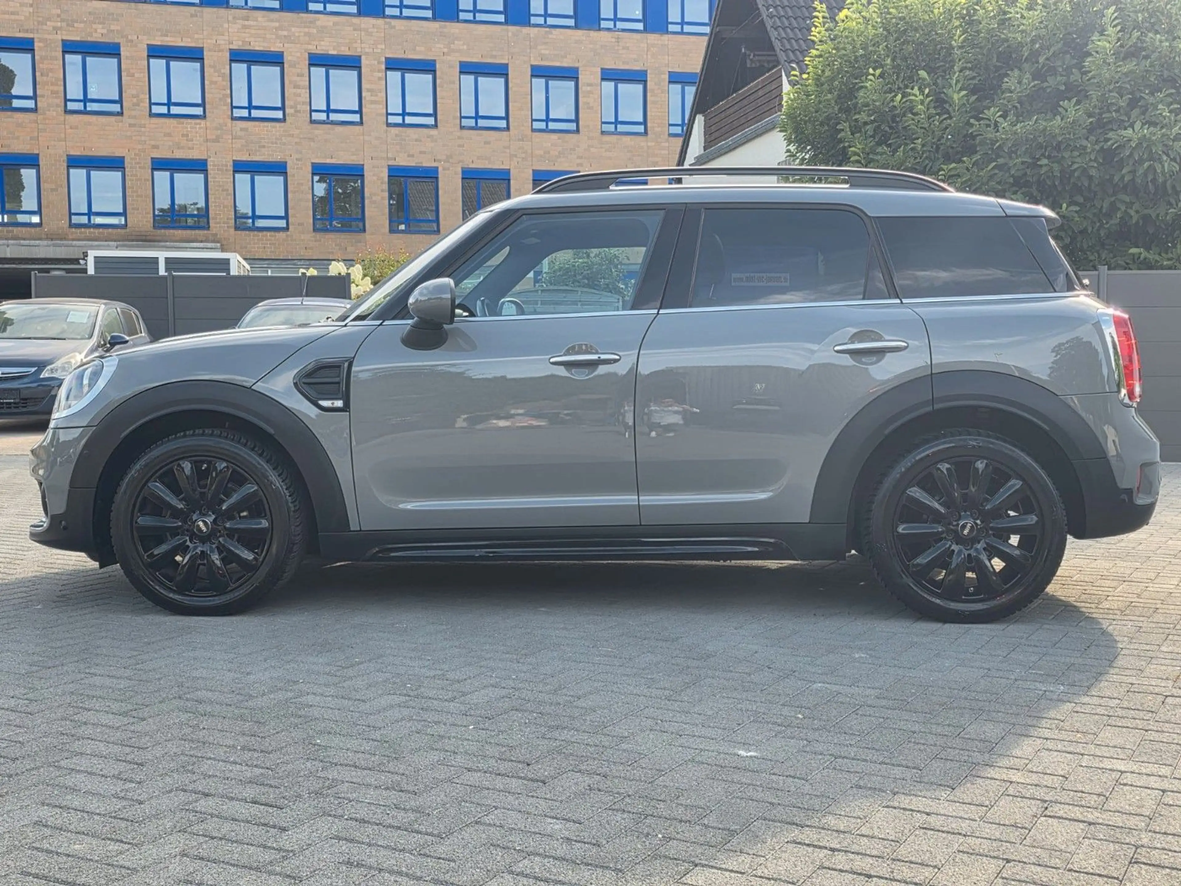 MINI One Countryman -Steuerkette&Turbo Neu/Panorama- — photo 4