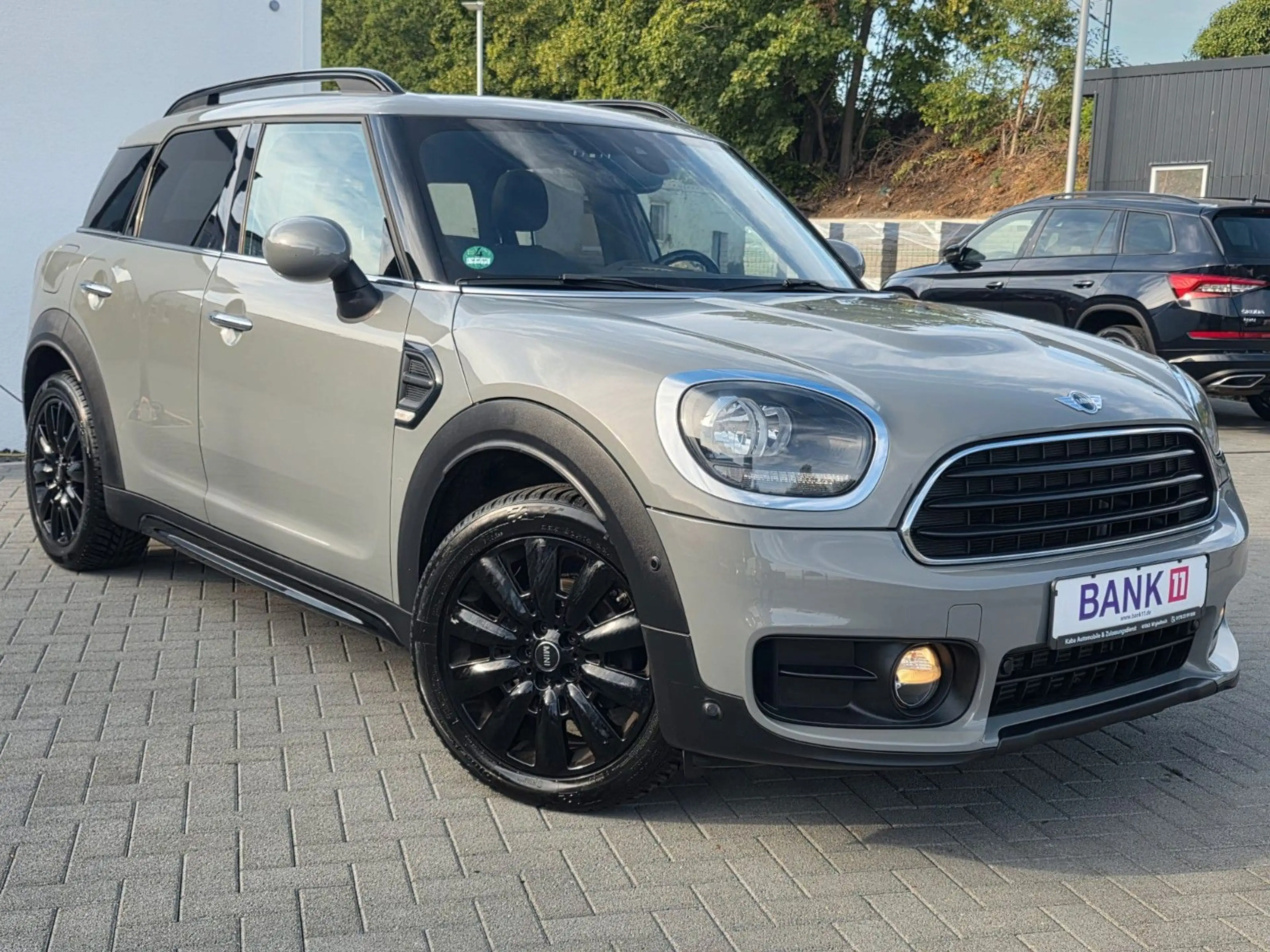 MINI One Countryman -Steuerkette&Turbo Neu/Panorama- — photo 5