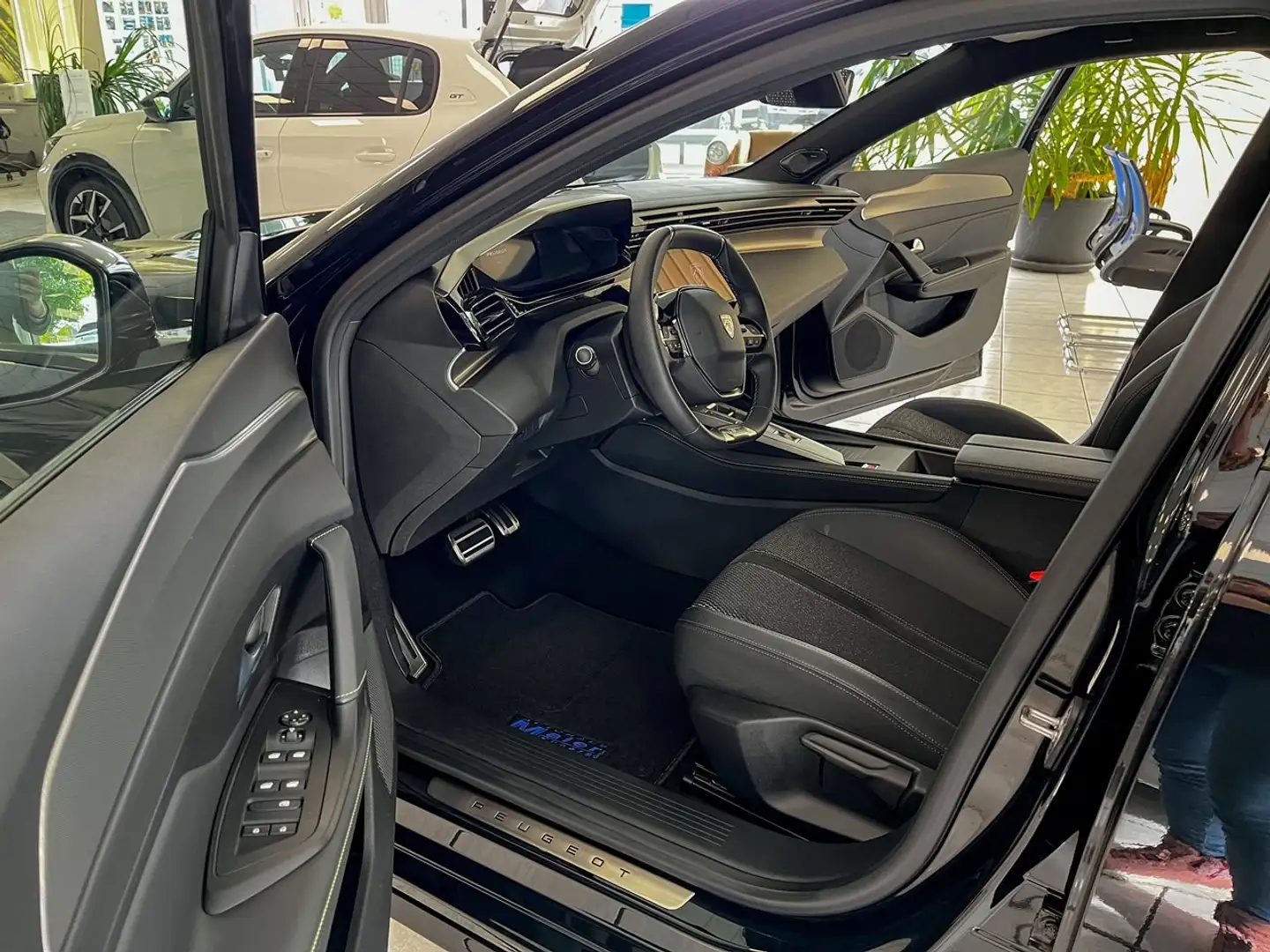 Peugeot 308 GT Noir - 2