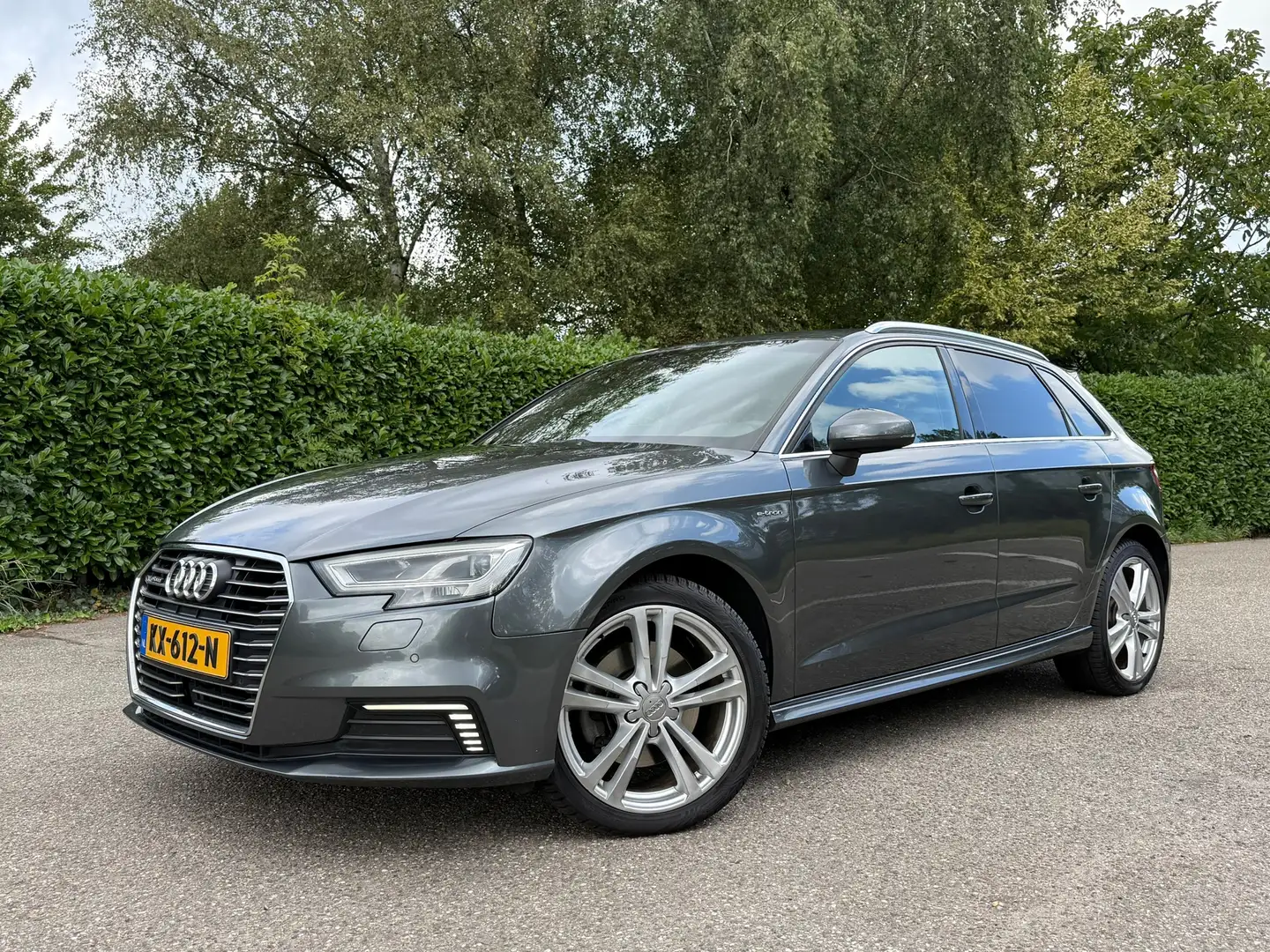 Audi A3 Sportback 1.4 e-tron Automaat S-Line | BSD | Leder Gris - 1