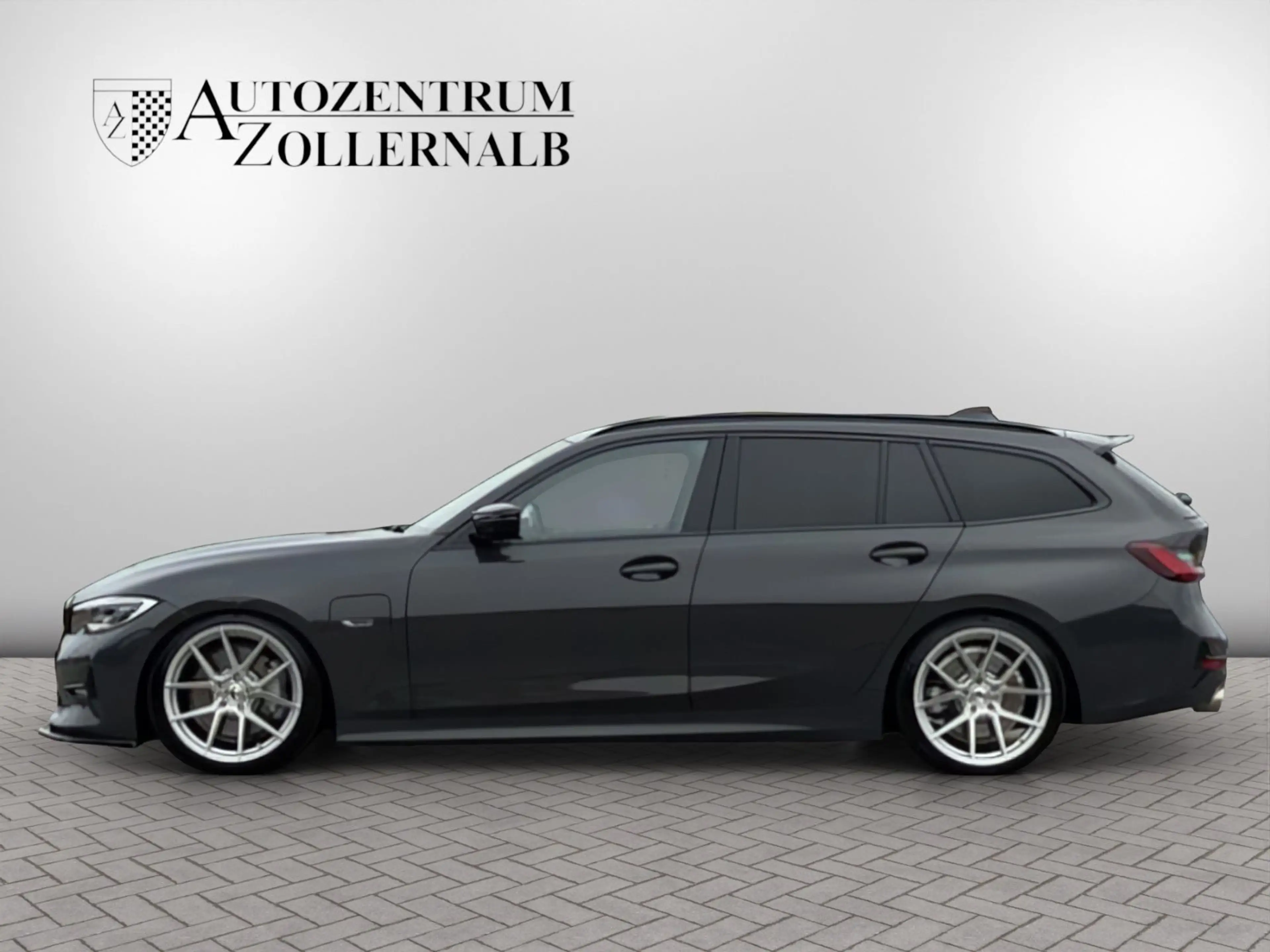 BMW 330 e xDrive Sport *ACC*HUD*LASER*AHK*INNOVATION* — photo 3