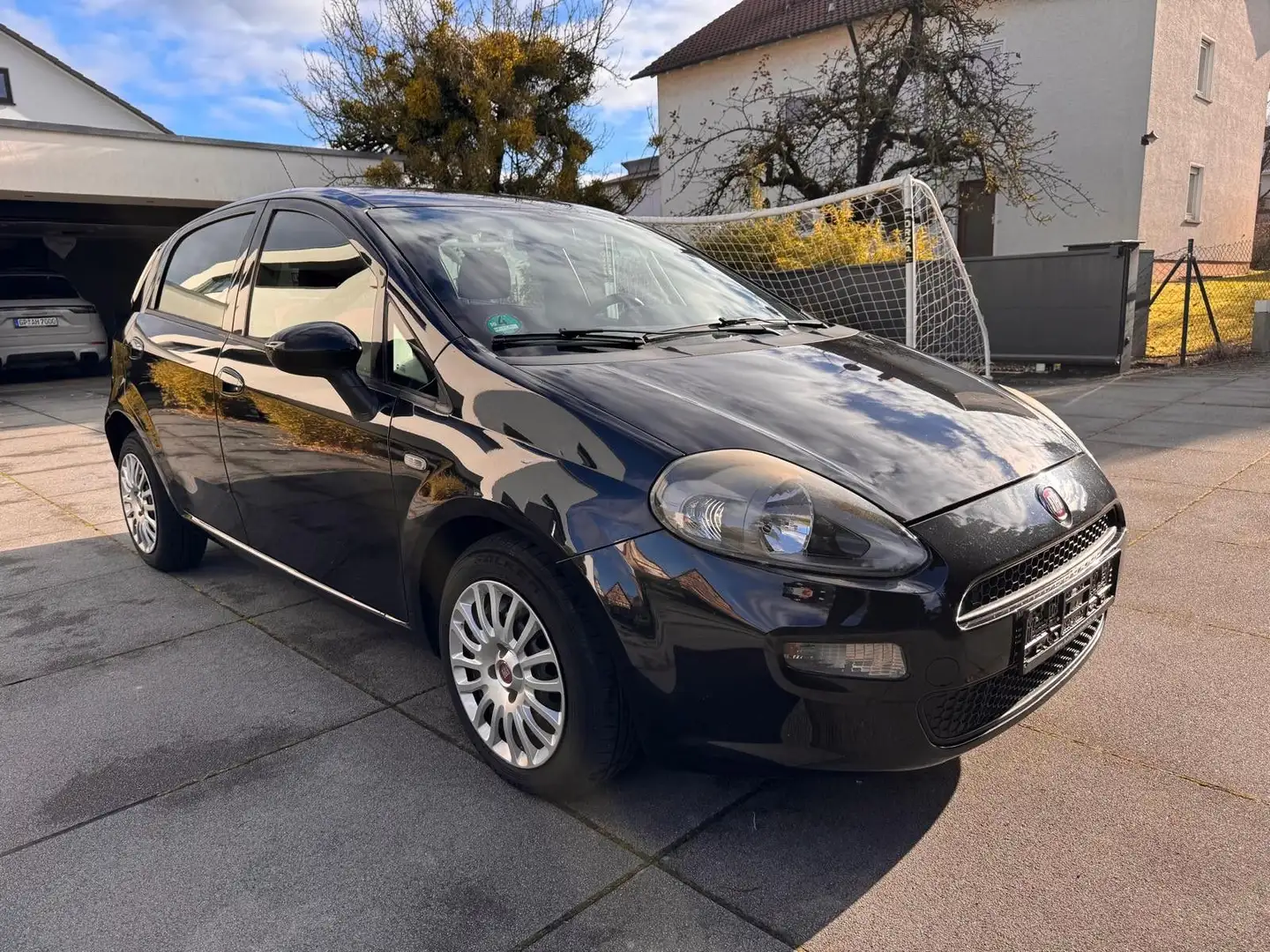 Fiat Punto More**KLIMA/1.HAND** Schwarz - 2
