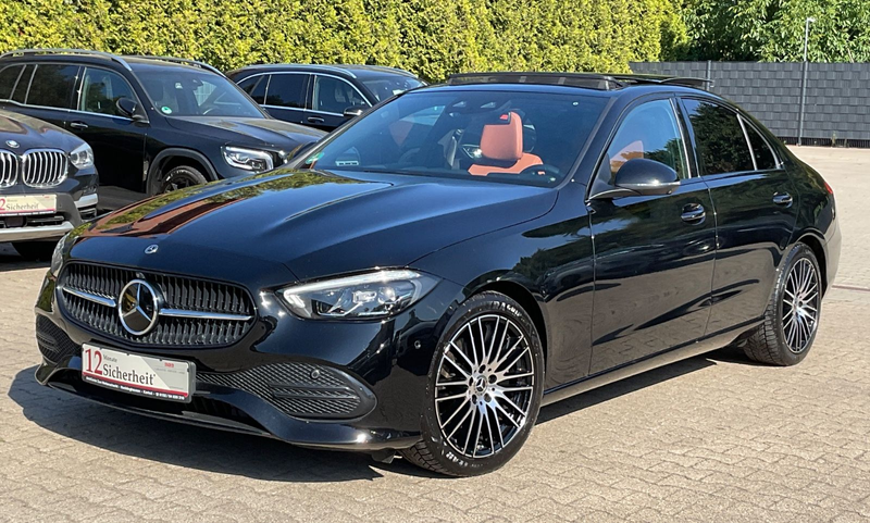Mercedes-Benz C 200 C200d Lim. 9G-TR-PANODACH-LEDER-360°CAM-DISTRNC-