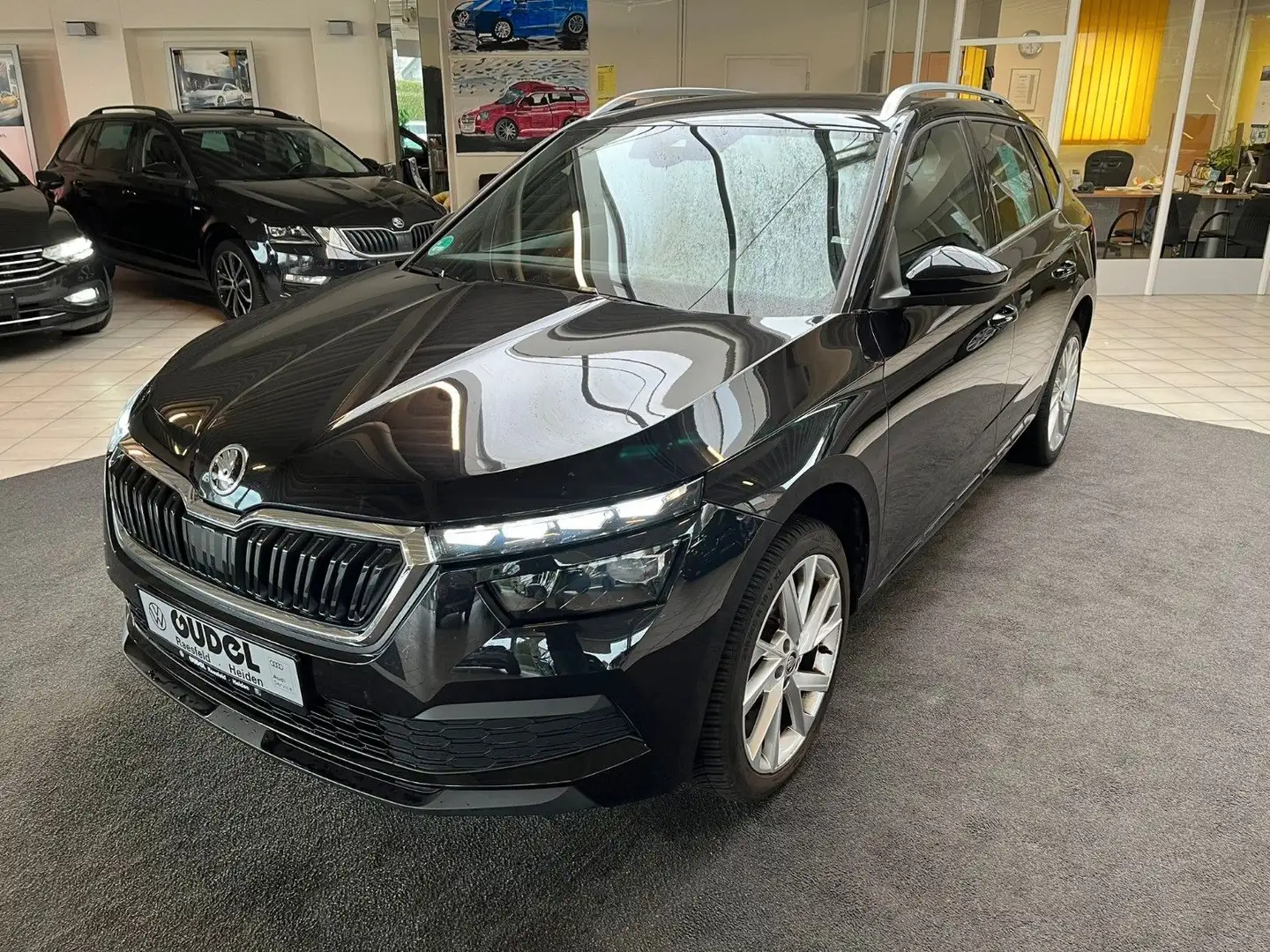 Skoda Kamiq 1.0TSI"Style"SmartLink Kamera LED LaneASS Schwarz - 1