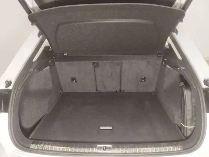 Audi Q3 Advanced 35 TDI 2022, foto 10