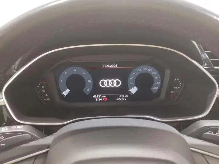 Audi Q3 Advanced 35 TDI 2022, foto 12