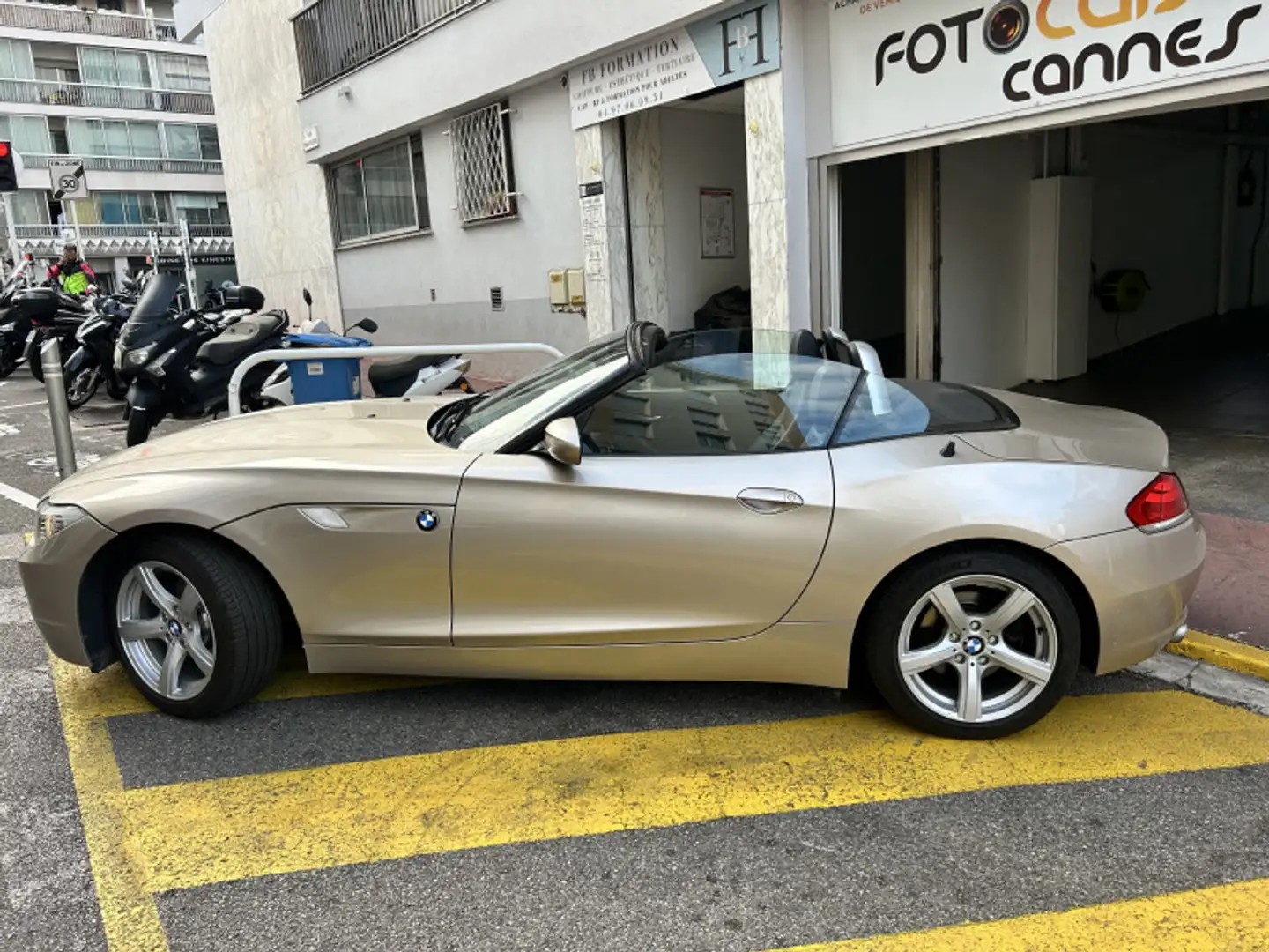 BMW Z4 (E89) SDRIVE 30I 258CH LUXE - 2