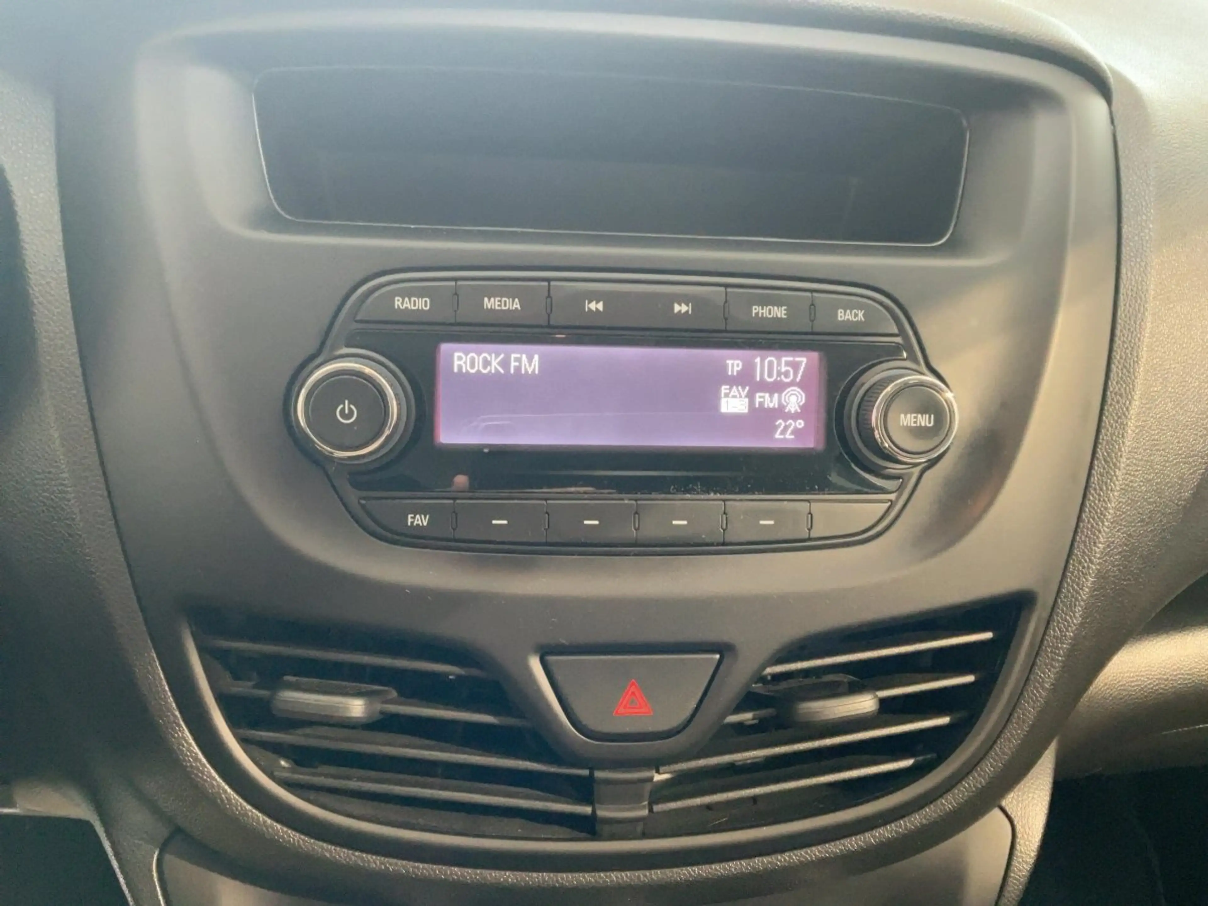Opel Karl 1.0 Active +Sitzheizung+LM-Felgen+PDC+ — photo 13