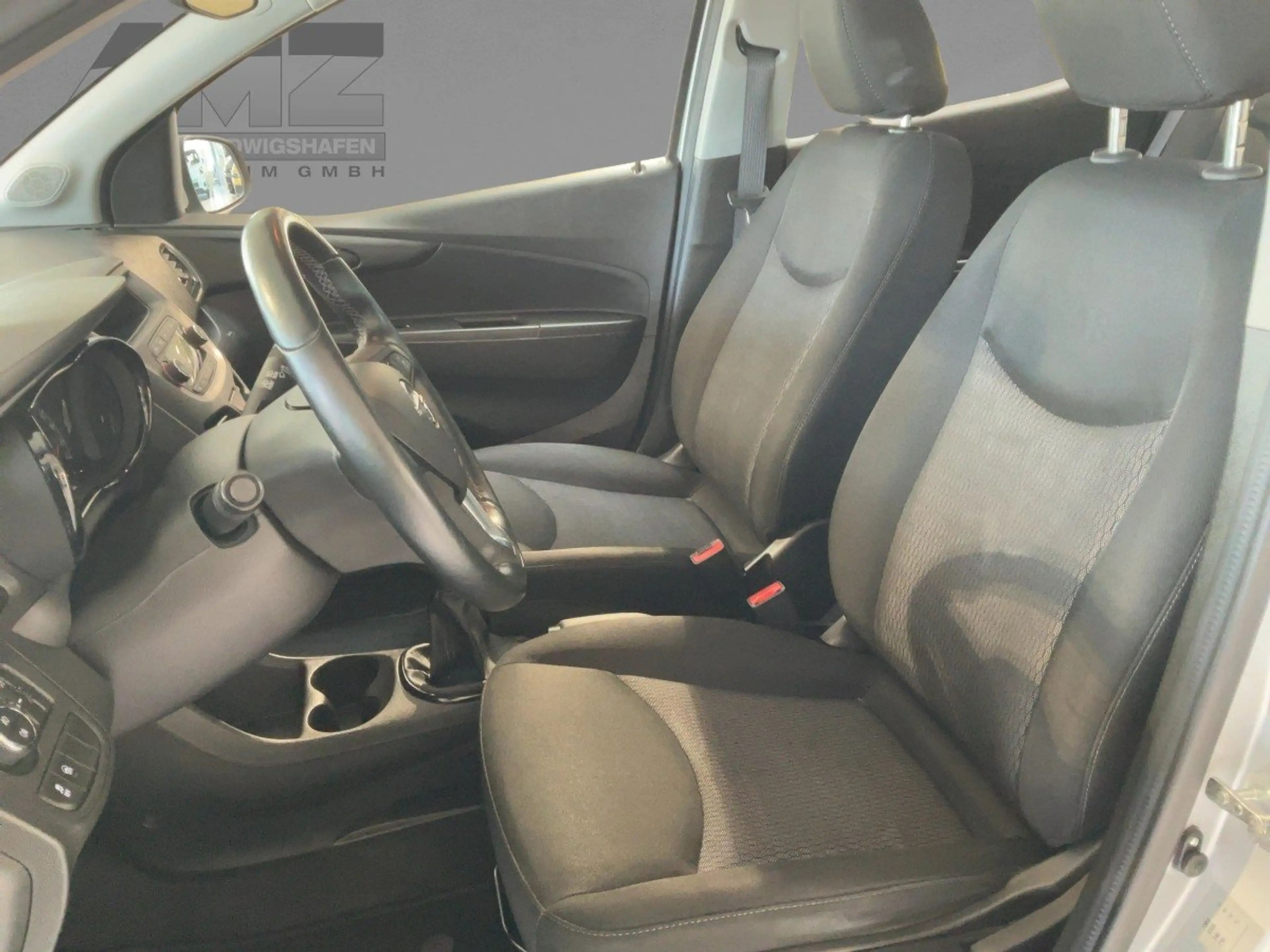 Opel Karl 1.0 Active +Sitzheizung+LM-Felgen+PDC+ — photo 9