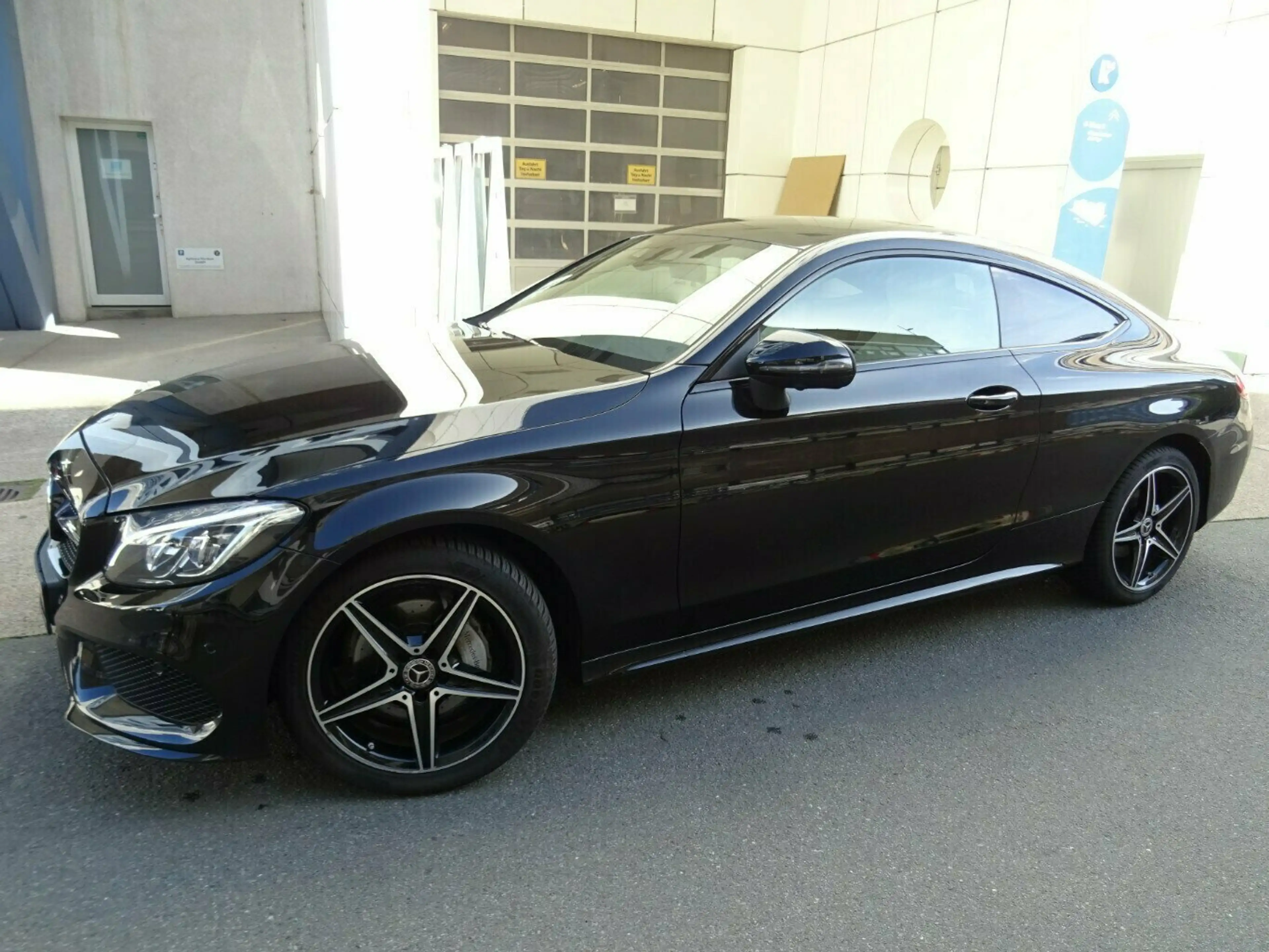 Mercedes-Benz C 200 Coupe AMG Line 4Matic 9G-Tronic,Leder,360°,ACC — photo 3