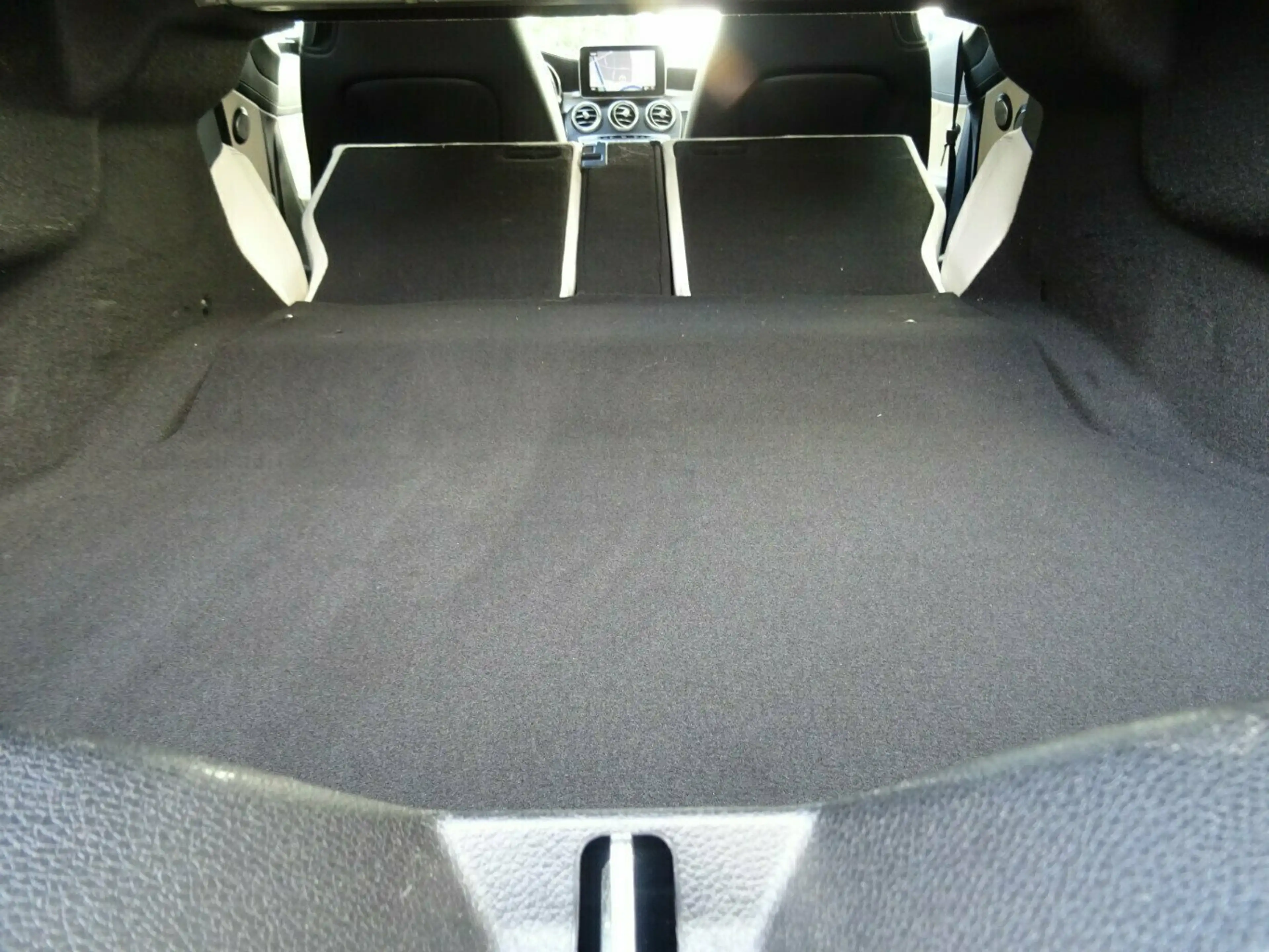 Mercedes-Benz C 200 Coupe AMG Line 4Matic 9G-Tronic,Leder,360°,ACC — photo 8