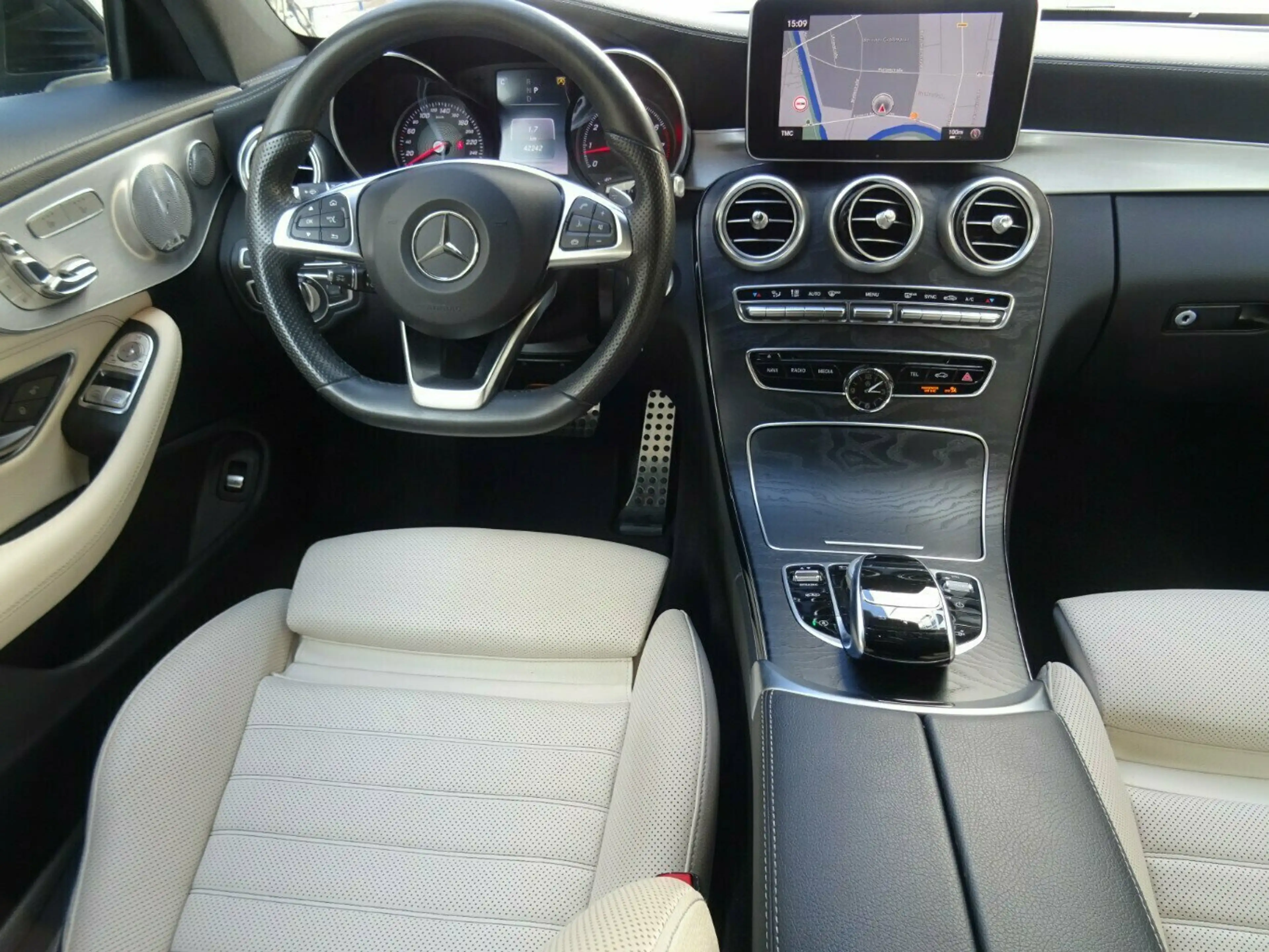 Mercedes-Benz C 200 Coupe AMG Line 4Matic 9G-Tronic,Leder,360°,ACC — photo 4