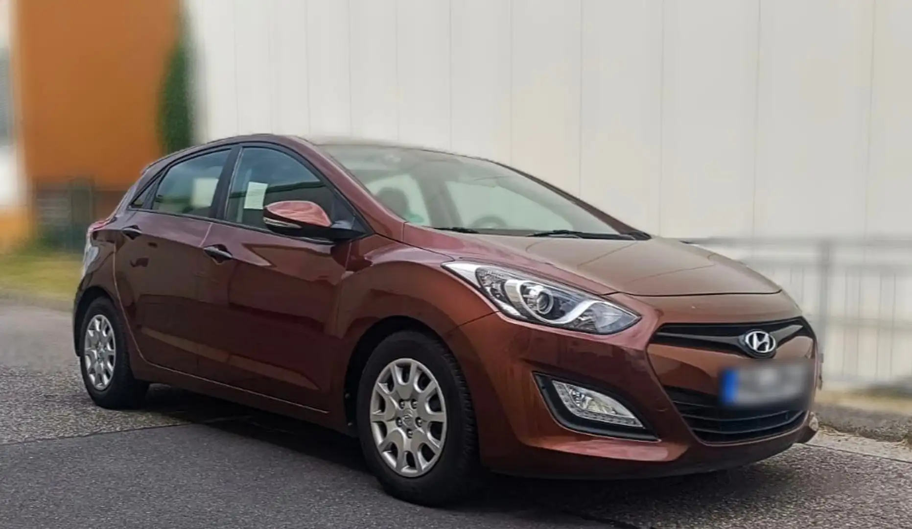 Hyundai i30 Classic Brown - 1