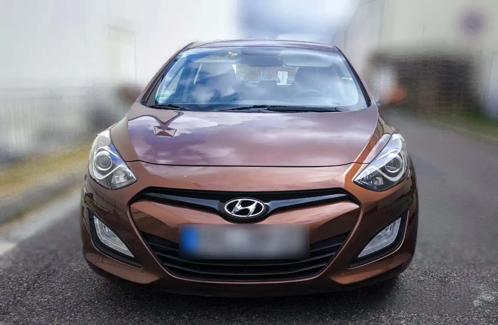 Hyundai i30 Classic Brown - 2
