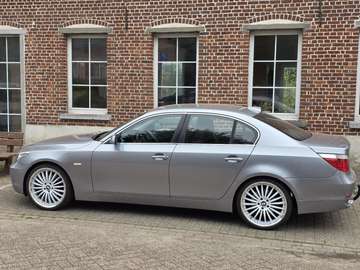 525 dA