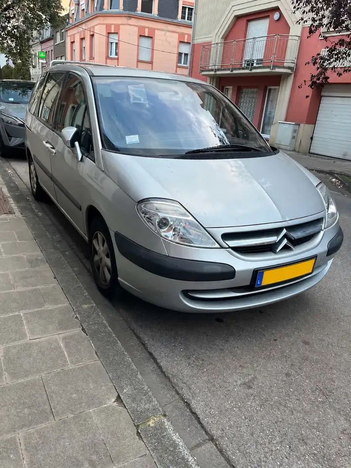 Citroën C8