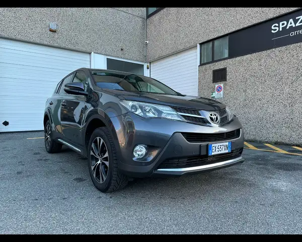 Toyota RAV 4 RAV4 2.0 D-4D LOUNGE 4WD 124CV MT