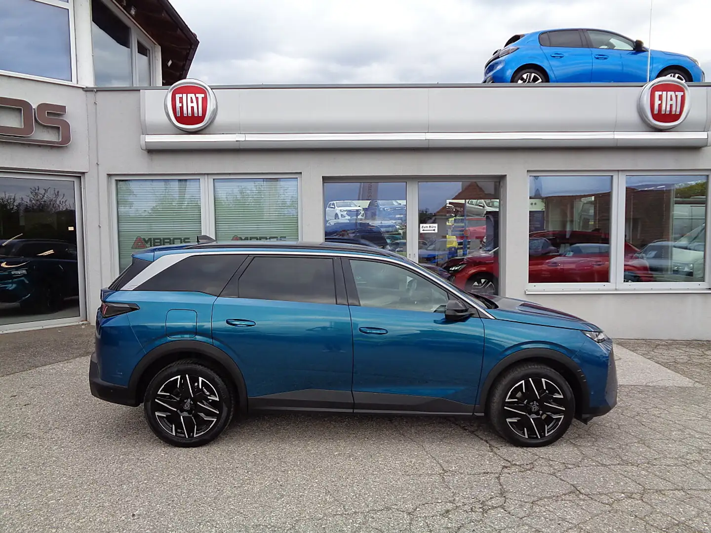 Peugeot 5008 mHEV 145 e-DCS6 Automatik Mildhybrid NAVI LED 3... Blau - 2