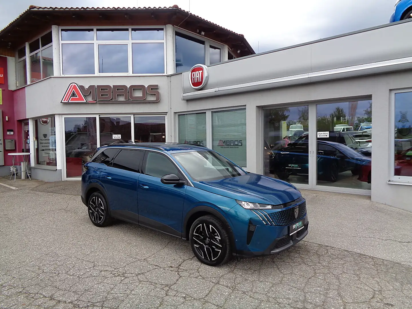 Peugeot 5008 mHEV 145 e-DCS6 Automatik Mildhybrid NAVI LED 3... Blau - 1