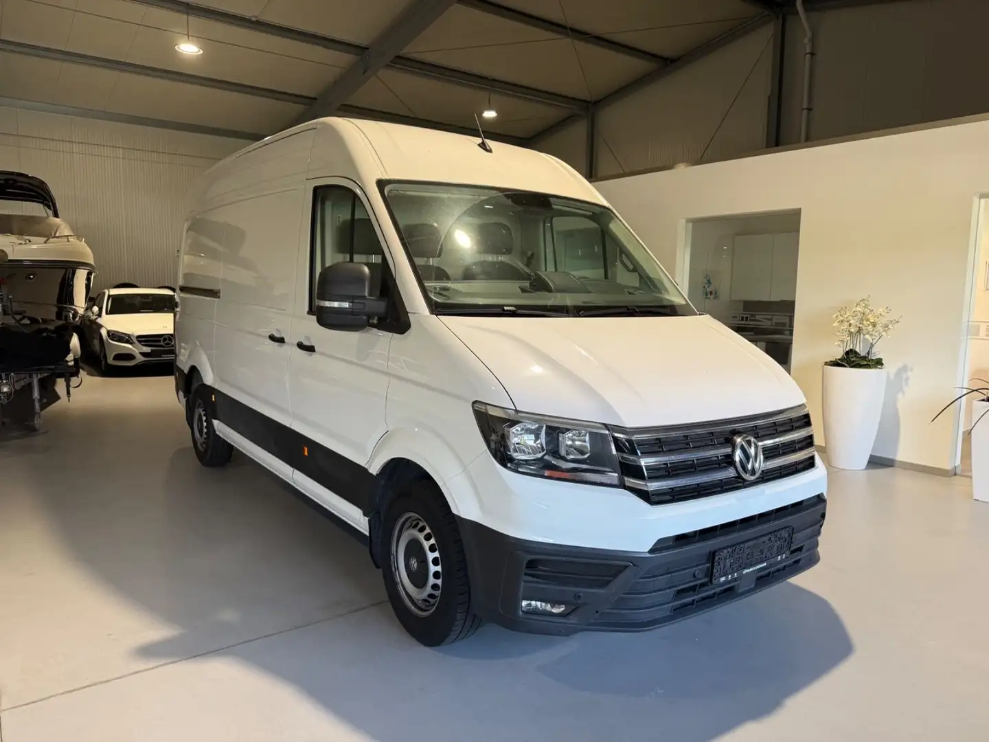 Volkswagen Crafter 2.0 TDI 35 Mittellang Hochdach Weiß - 2