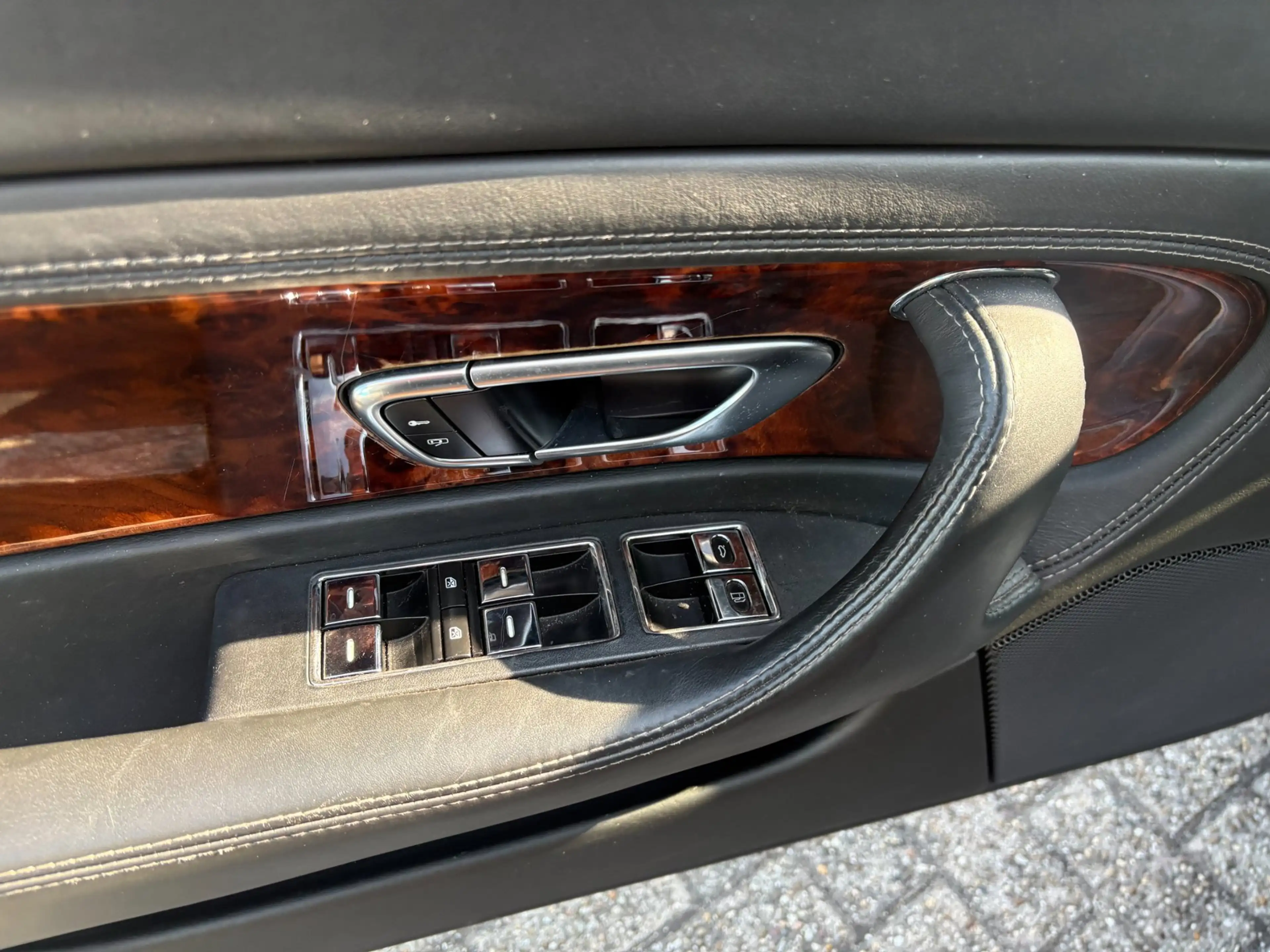 Bentley Continental GT 6.0 W12 — photo 14