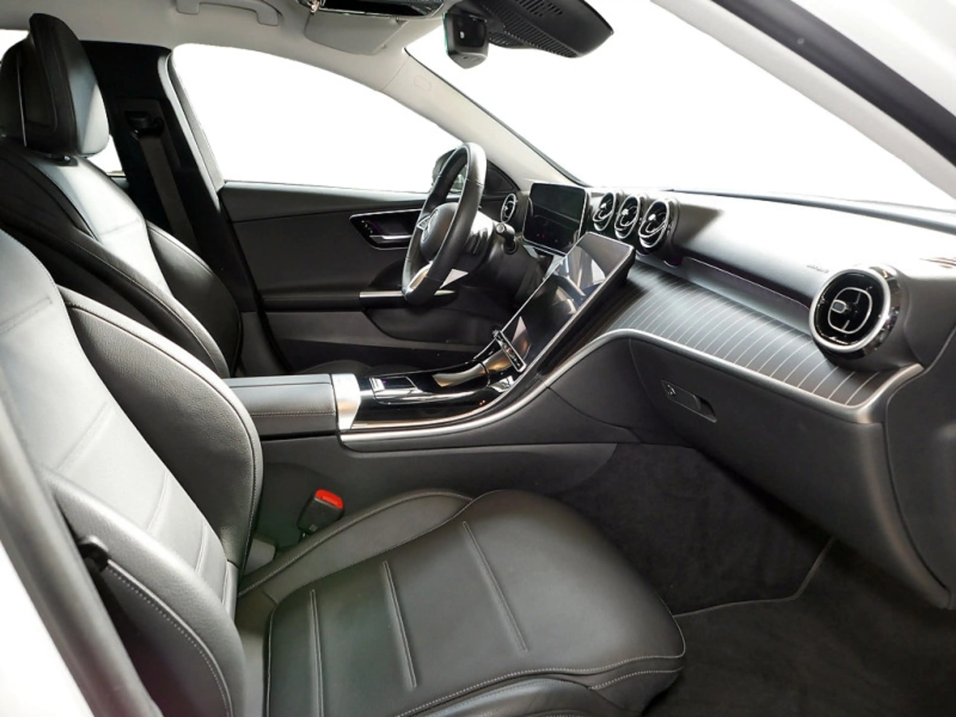 Mercedes-Benz C 300 d // AVANTGARDE DISTR KAMERA SPUR PDC SHZ — photo 7