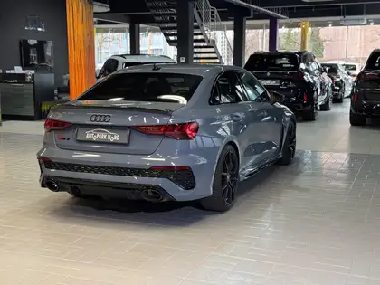 Annonce voiture d'occasion Audi RS3 - CARADIZE