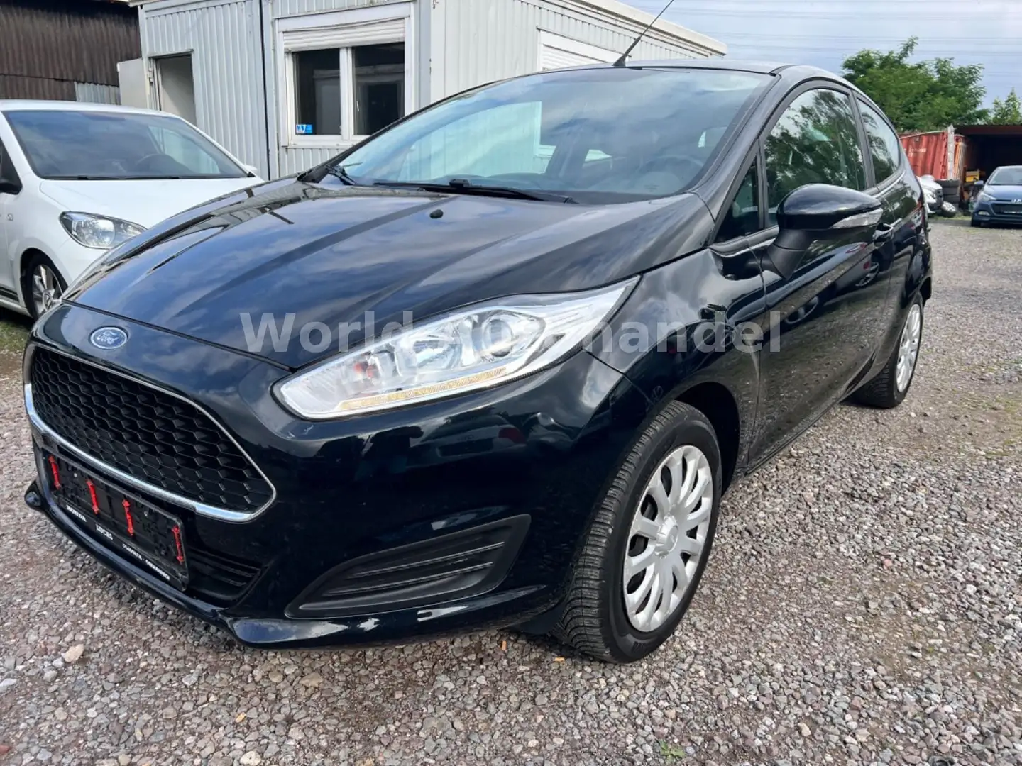Ford Fiesta Trend Schwarz - 1