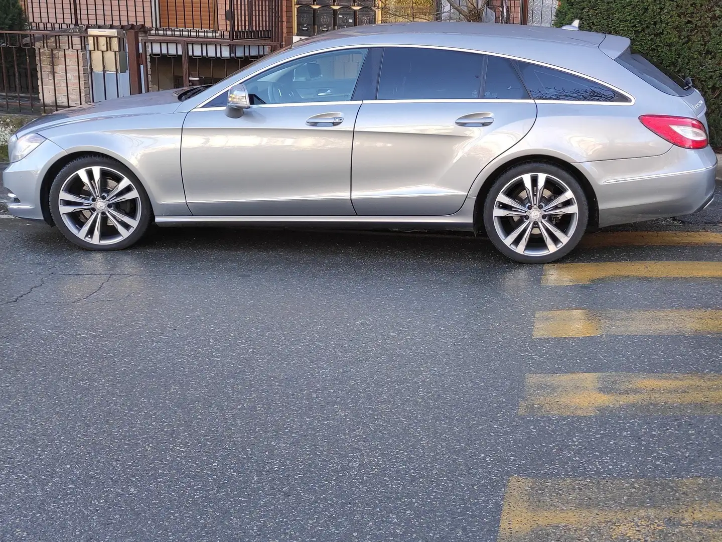 Mercedes-Benz CLS 250 CLS Shooting Brake 250 cdi be auto - 2