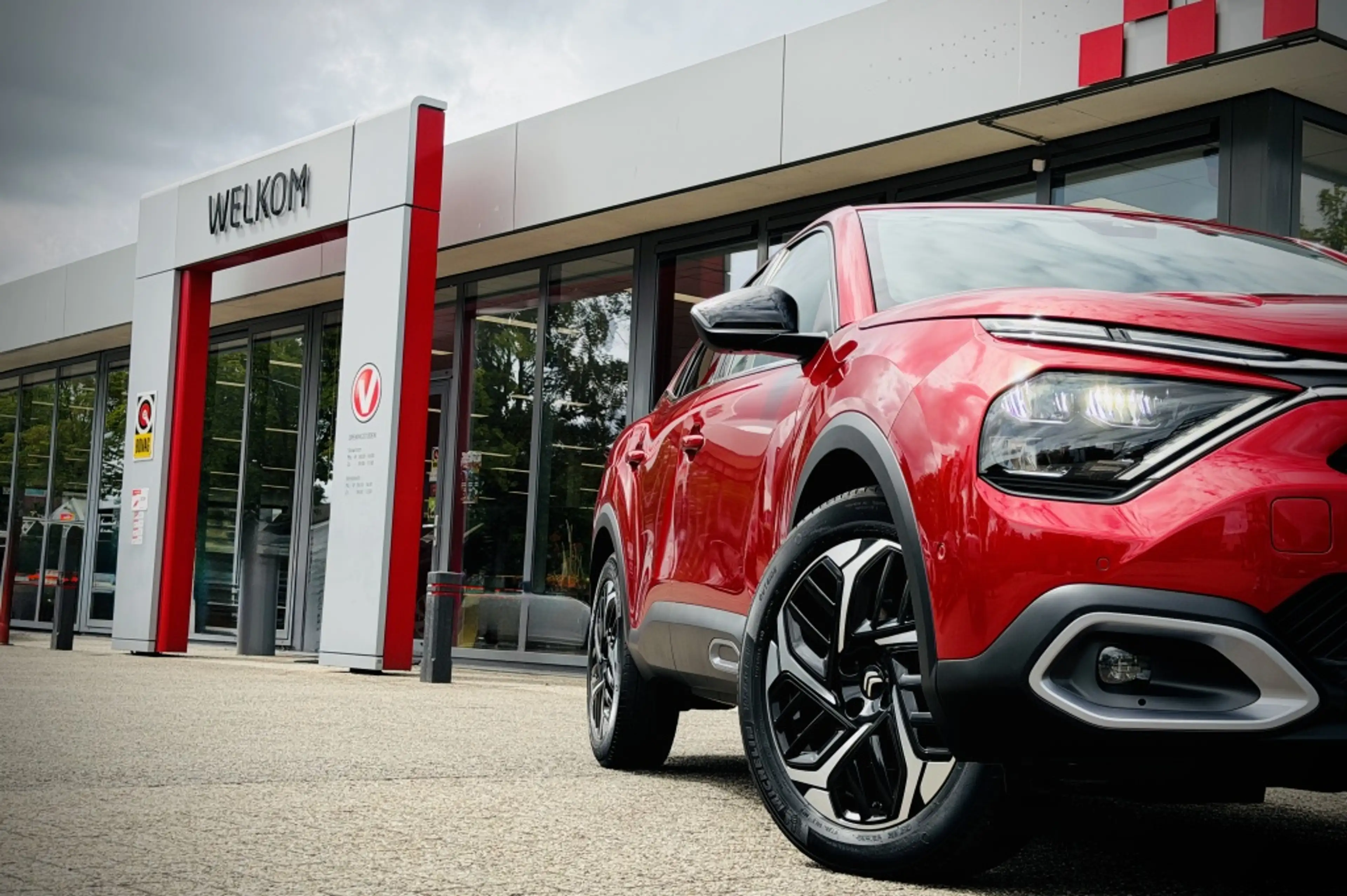 Citroen C4 X 1.2 PT. Shine — photo 3
