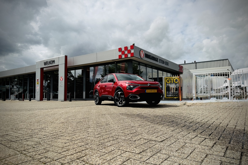 Citroen C4 X 1.2 PT. Shine — photo 2