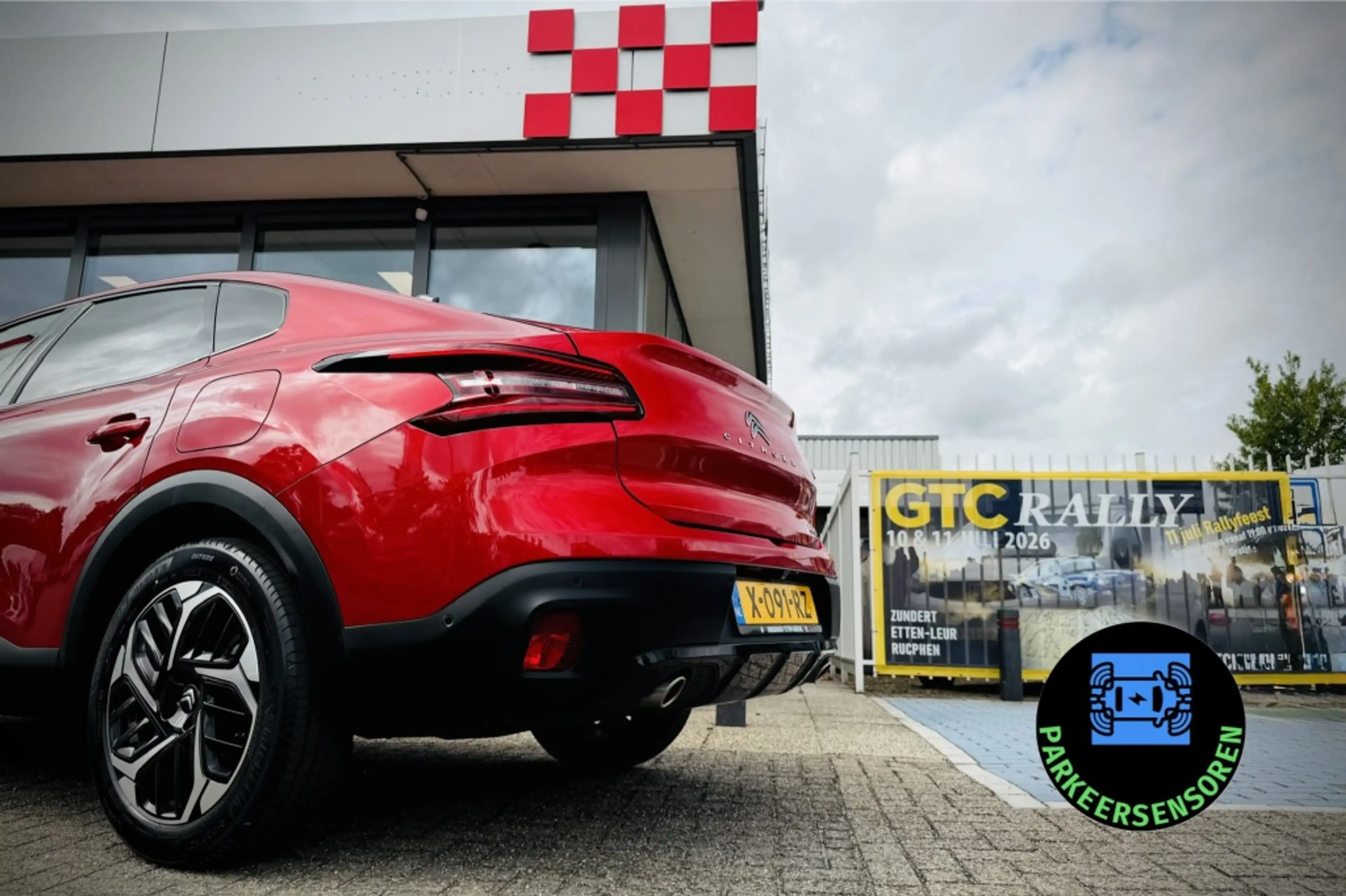 Citroen C4 X 1.2 PT. Shine — photo 8
