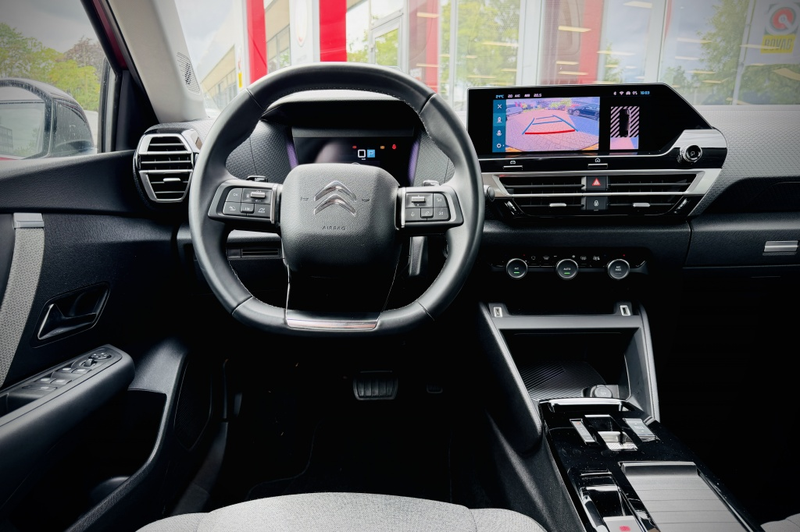 Citroen C4 X 1.2 PT. Shine — photo 15