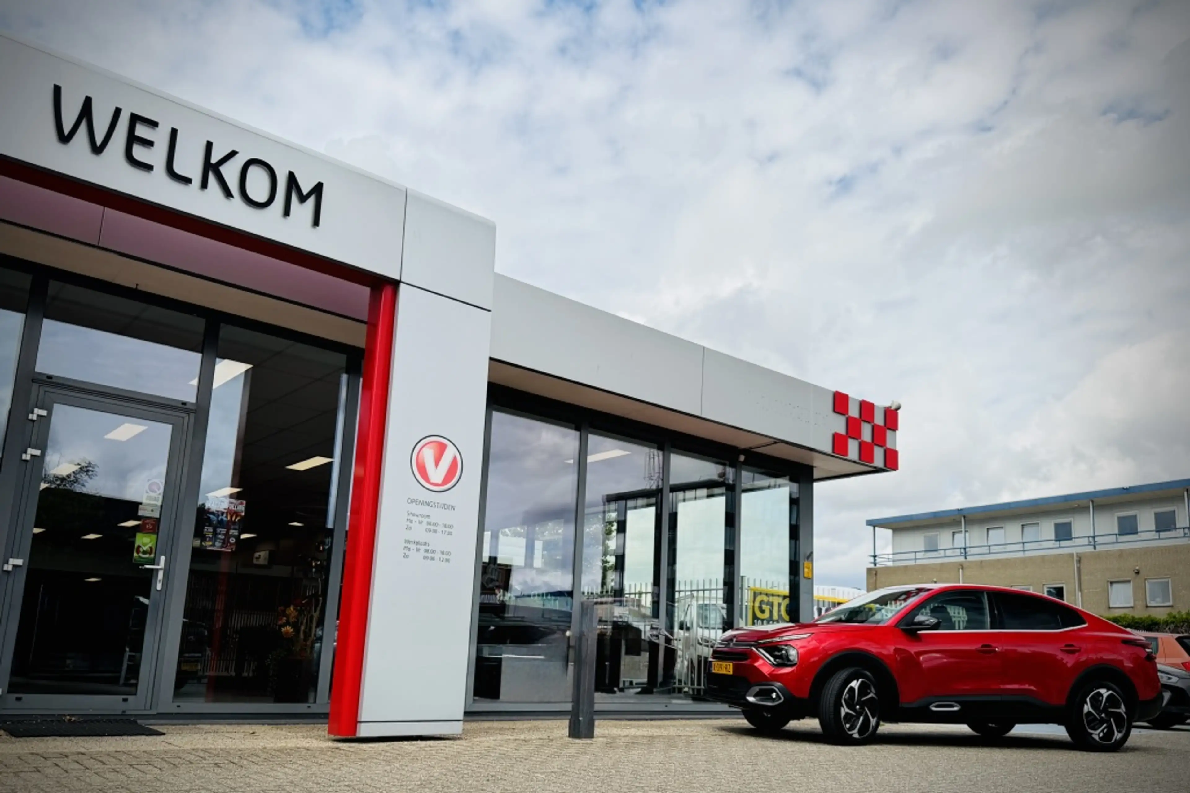 Citroen C4 X 1.2 PT. Shine — photo 4