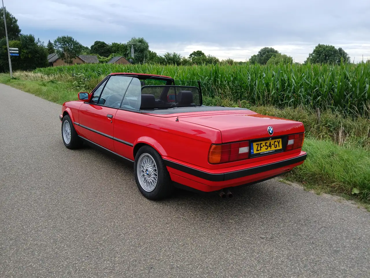 BMW 320 3-serie Cabrio 320i 6-Cilinder, en origineel Neder, foto 8