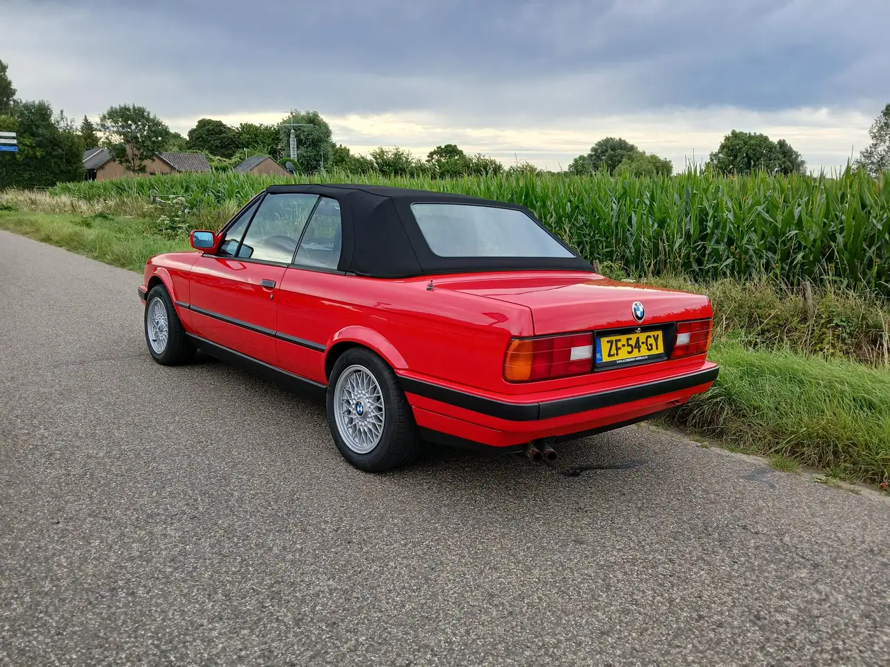 BMW 320 3-serie Cabrio 320i 6-Cilinder, en origineel Neder, foto 7