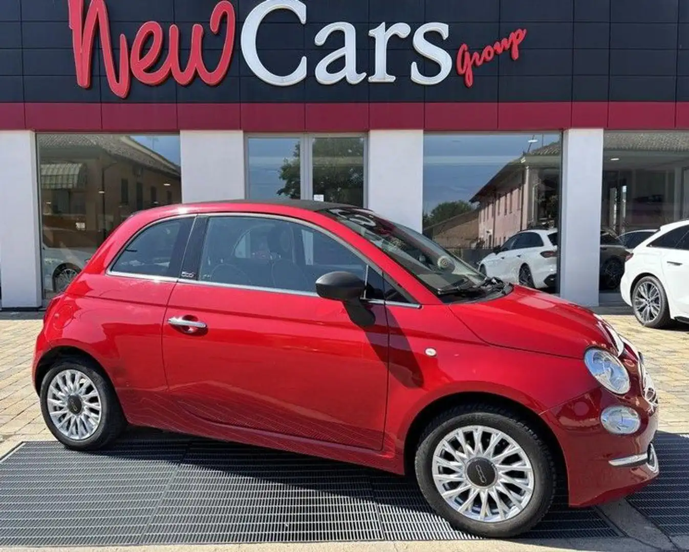 Fiat 500C 1.2 Lounge BLUETOOTH-NAVI Rosso - 1