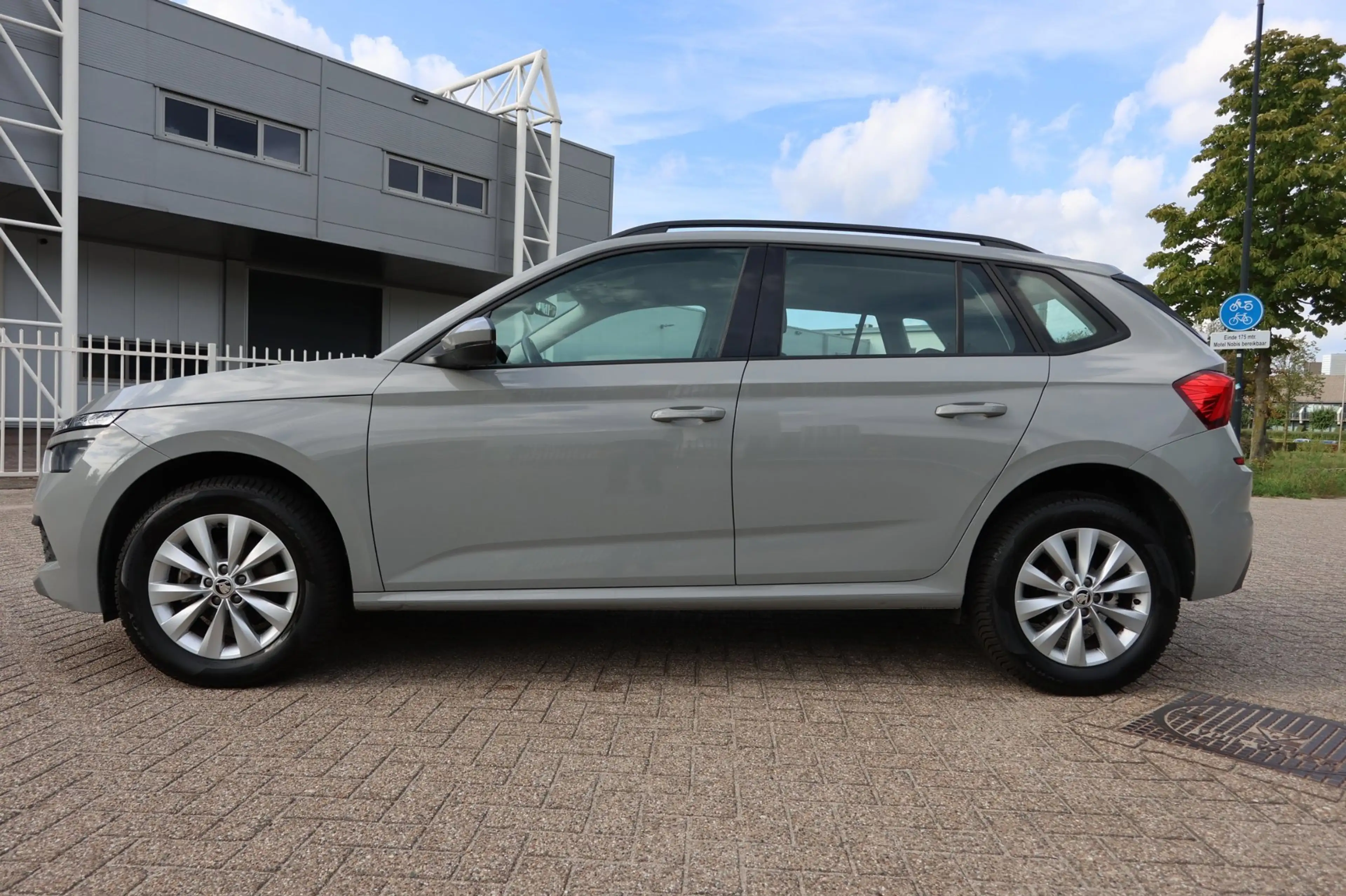 Skoda Kamiq 1.0 TSI Style — photo 6
