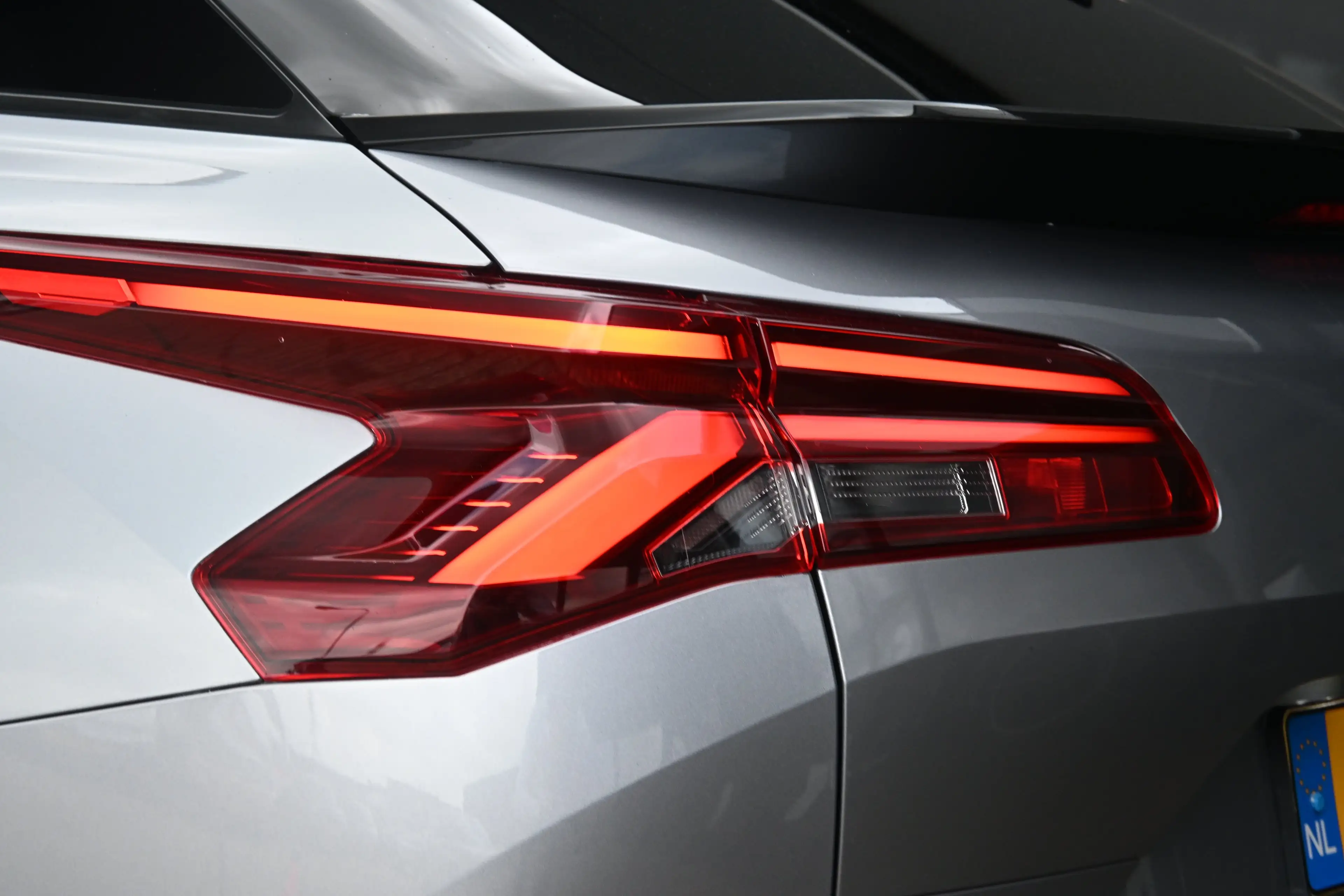 Citroen C5 X 1.6 Plug-in Hybrid 180 Plus | Navigatie | Vol-Lede — photo 34